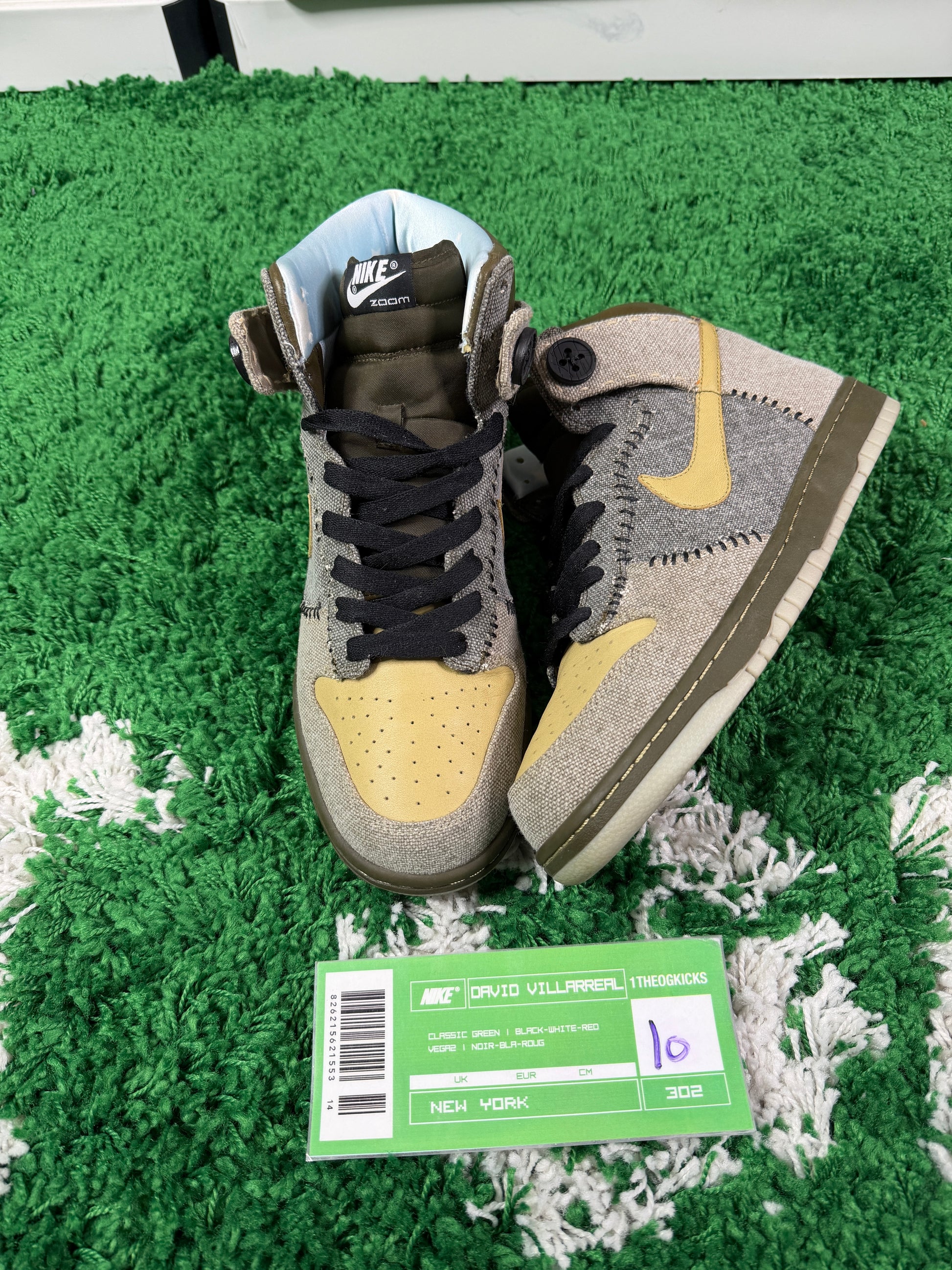 Nike Coraline - Size 10