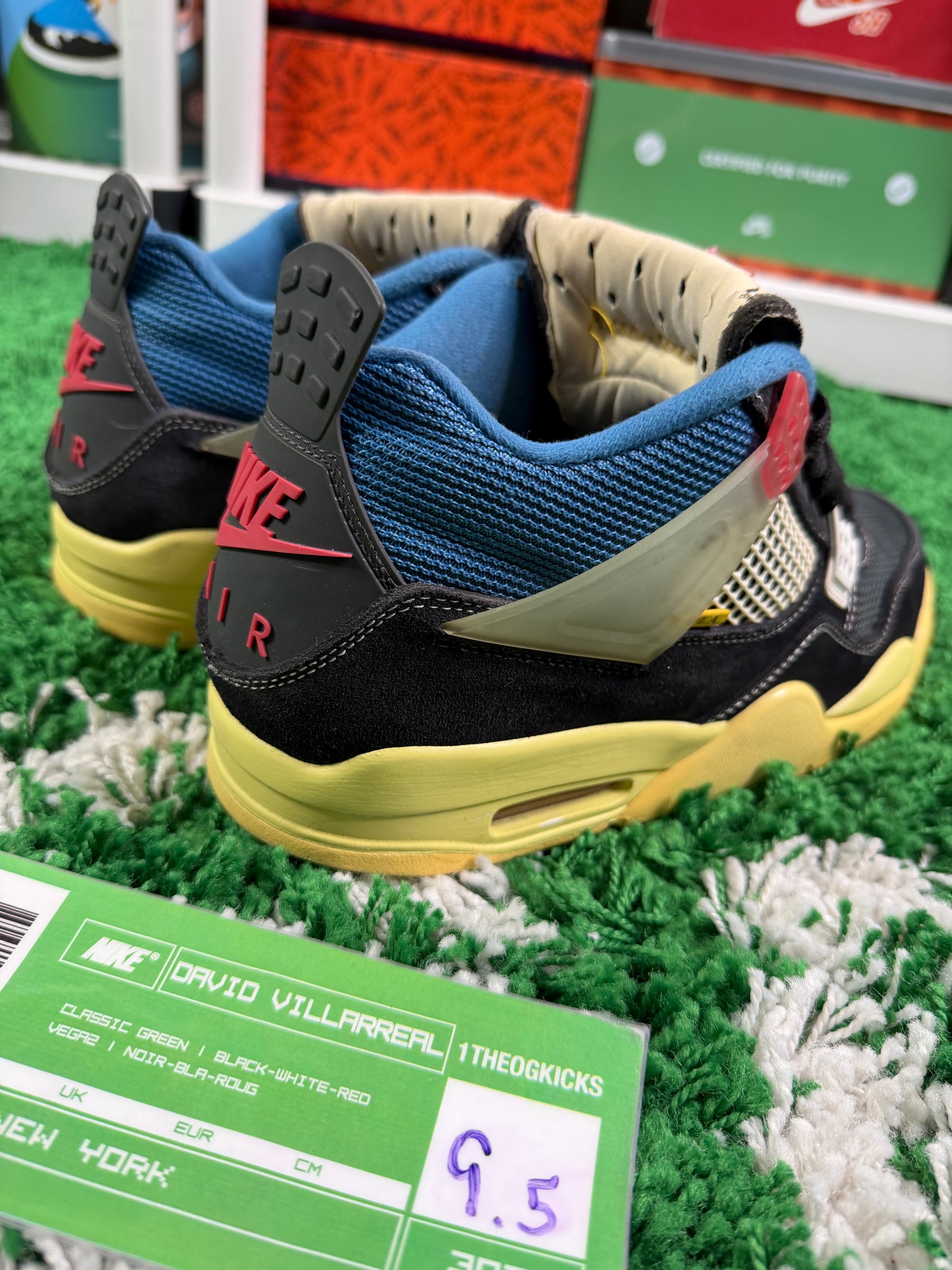 Jordan 4 Union Off Noir - Size 9.5