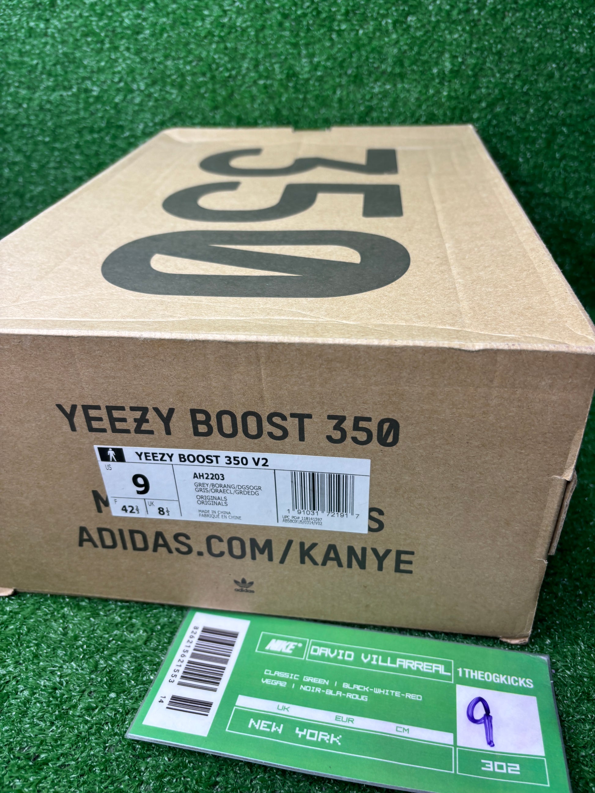 Yeezy Boost 350 V2 Beluga 2.0 - Size 9