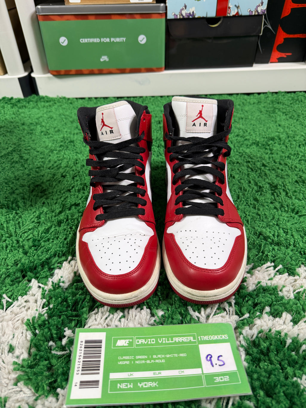 Air Jordan 1 Chicago - Size 9.5