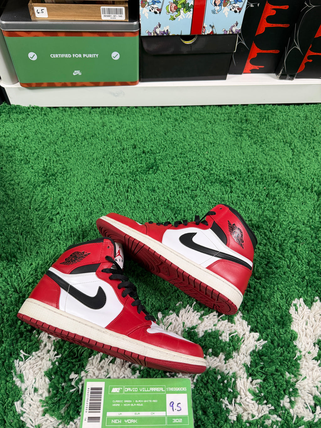 Air Jordan 1 Chicago - Size 9.5