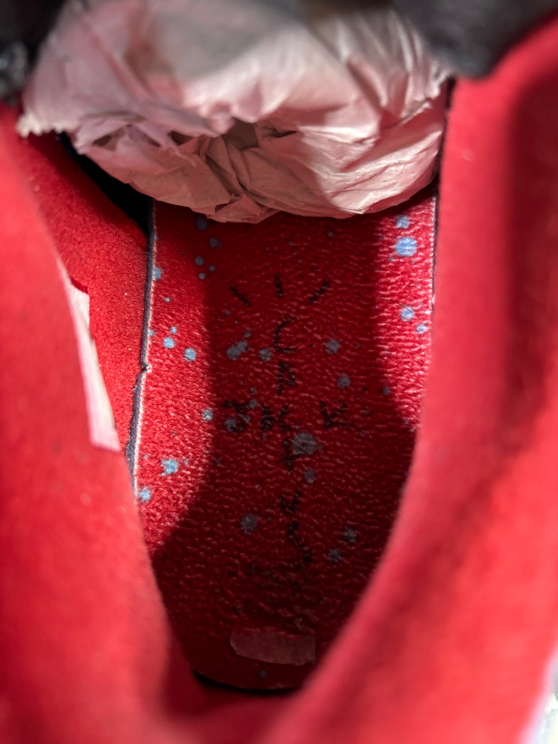 Jordan 4 Travis Scotts - Size 10.5