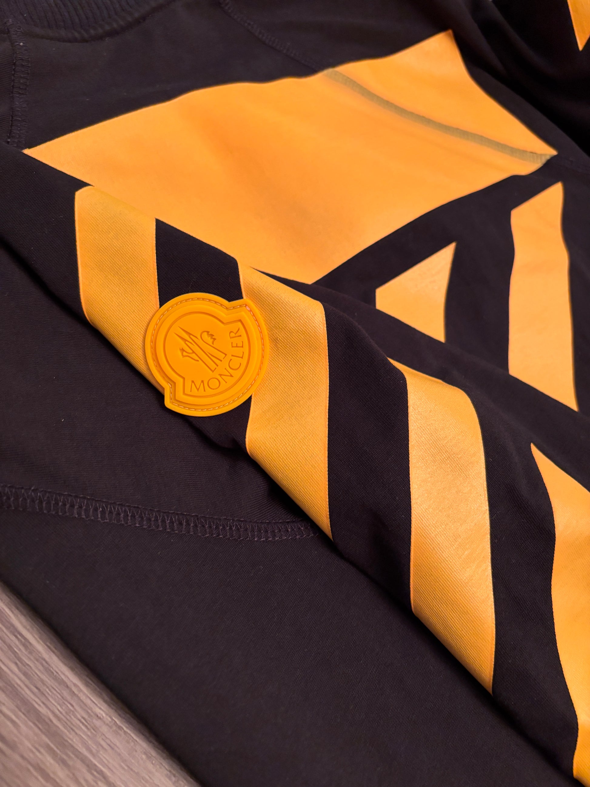 Moncler x Off-White Long Sleeve Chevron Tee - Size L