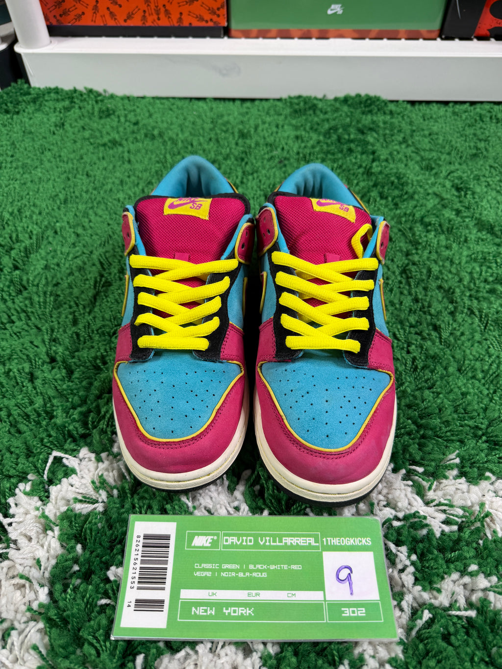 Nike Sb Ms. Pac-Man- Size 9