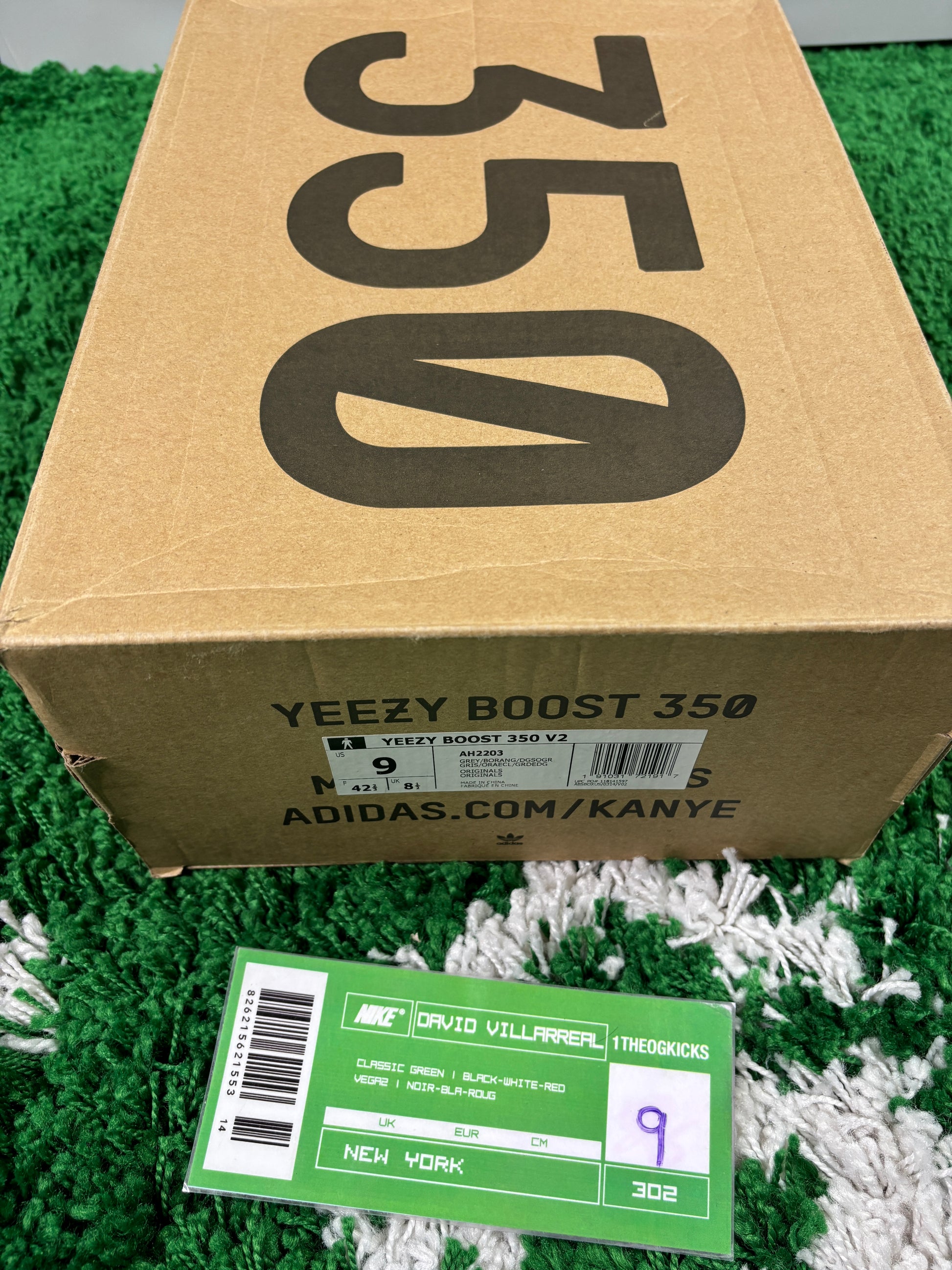 Yeezy Boost 350 V2 Beluga 2.0 - Size 9