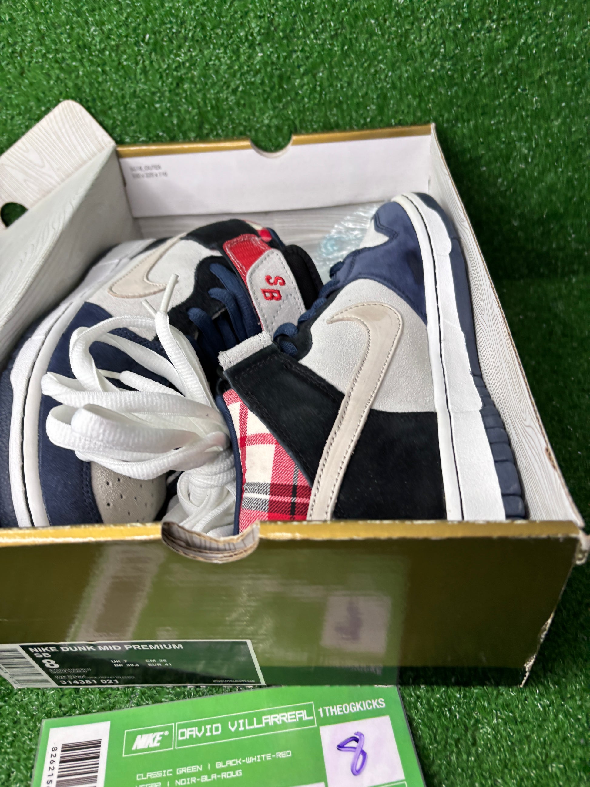 Nike Sb Goofy Boy Mids - Size 8