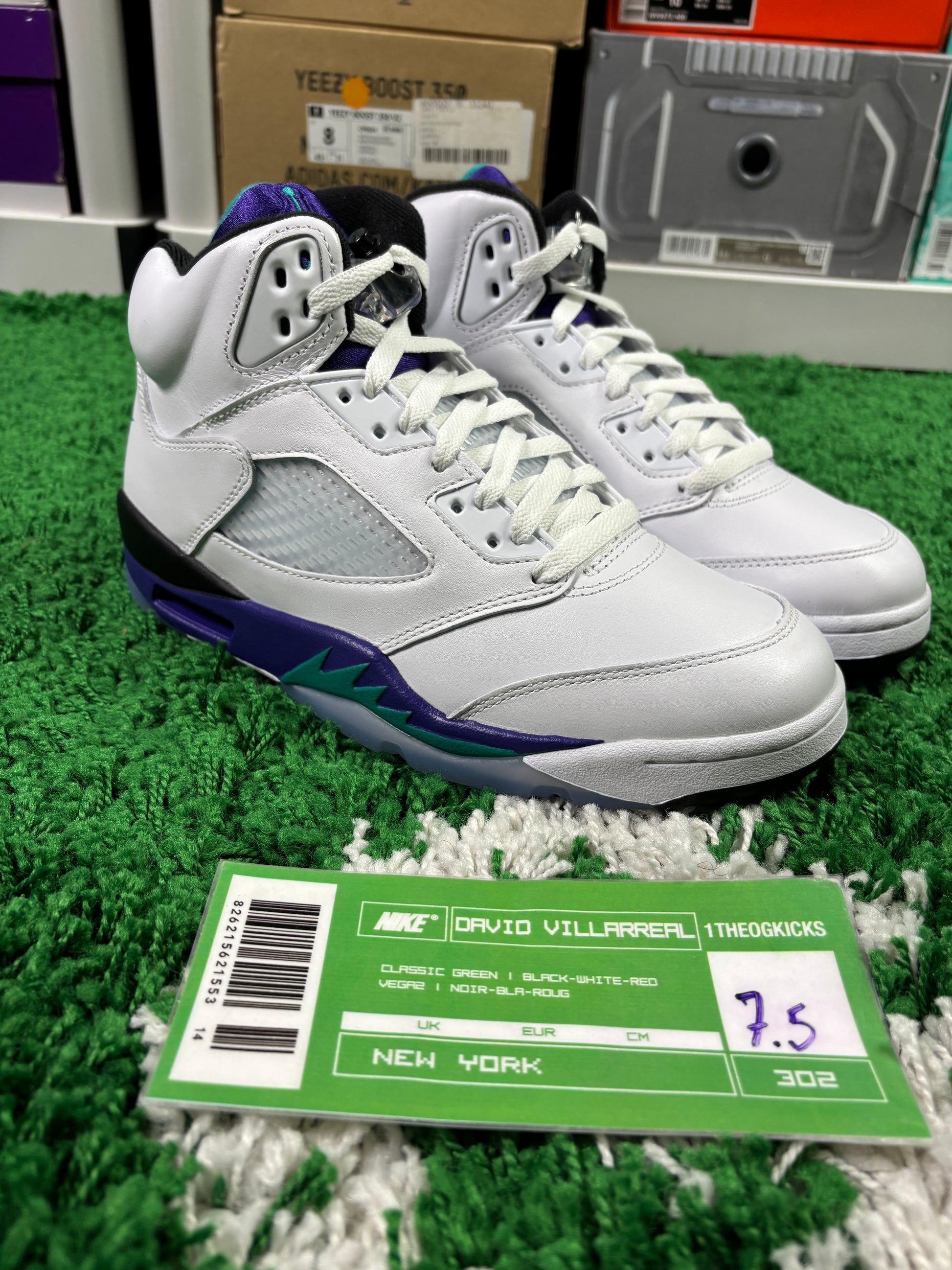 Jordan 5 Grape - Size 7.5