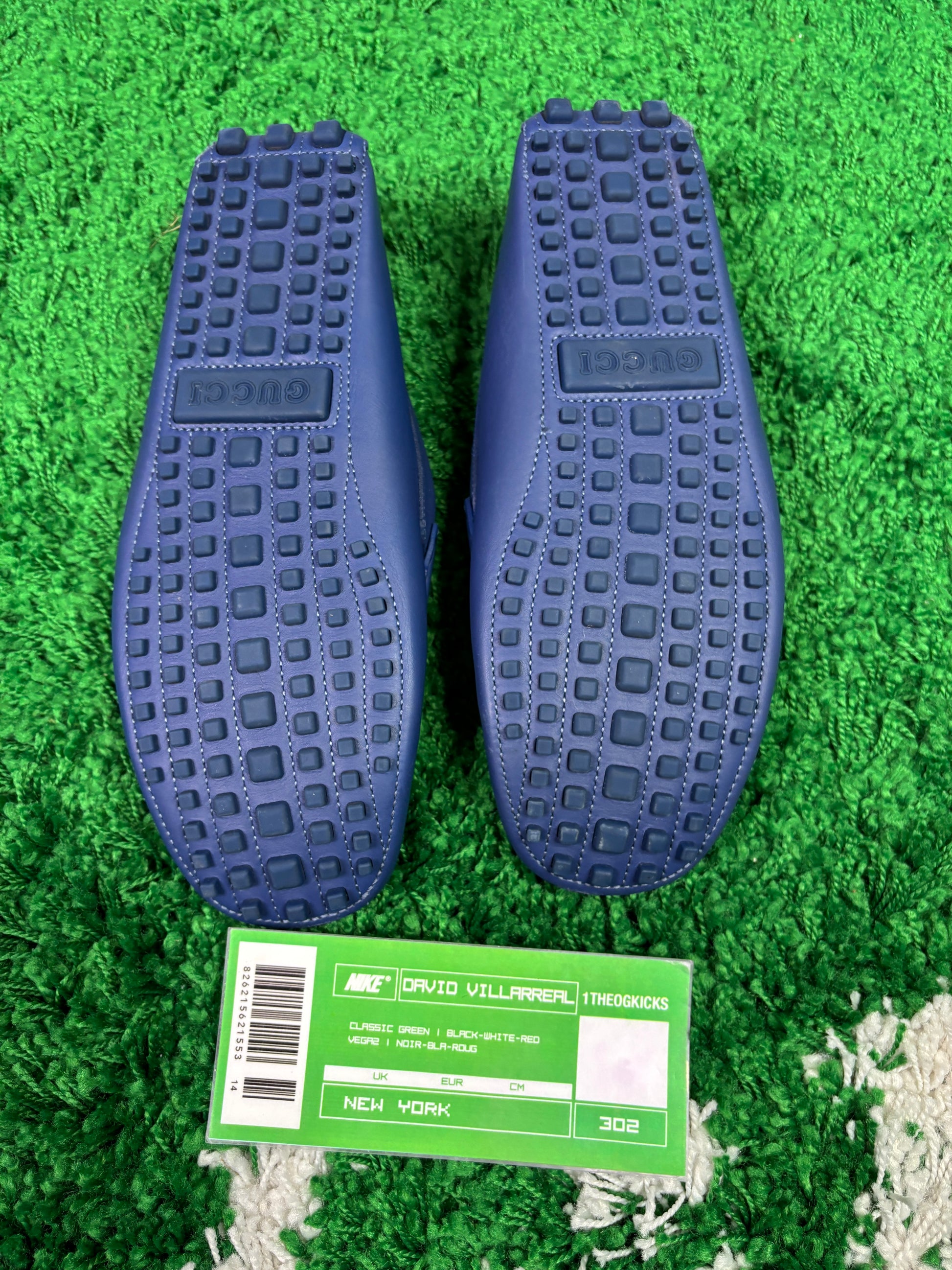 Gucci Interlocking GG Leather Loafers - Size 10.5