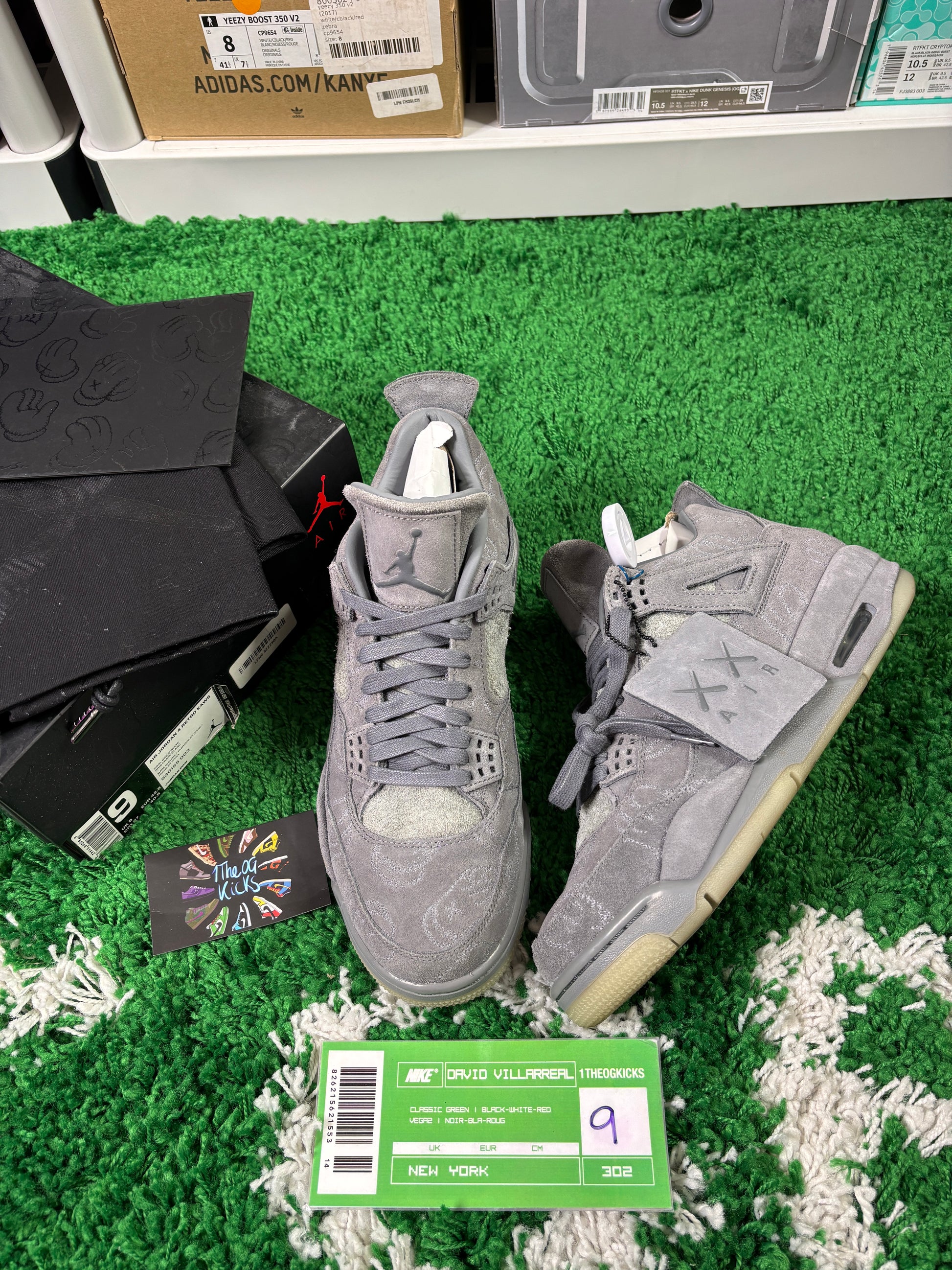 Jordan 4 Kaws Grey - Size 9