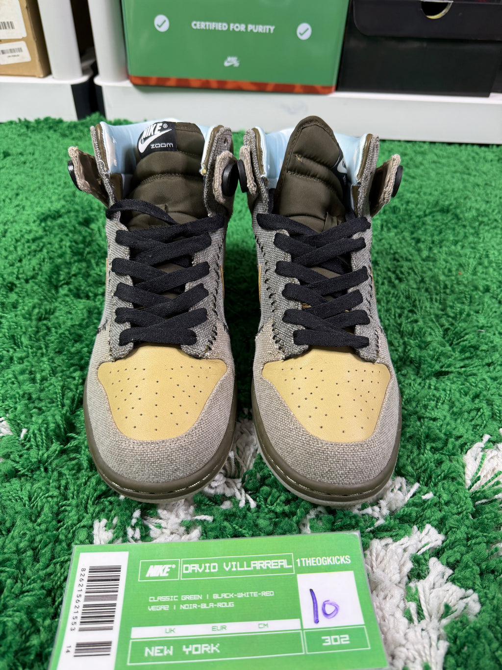 Nike Coraline - Size 10