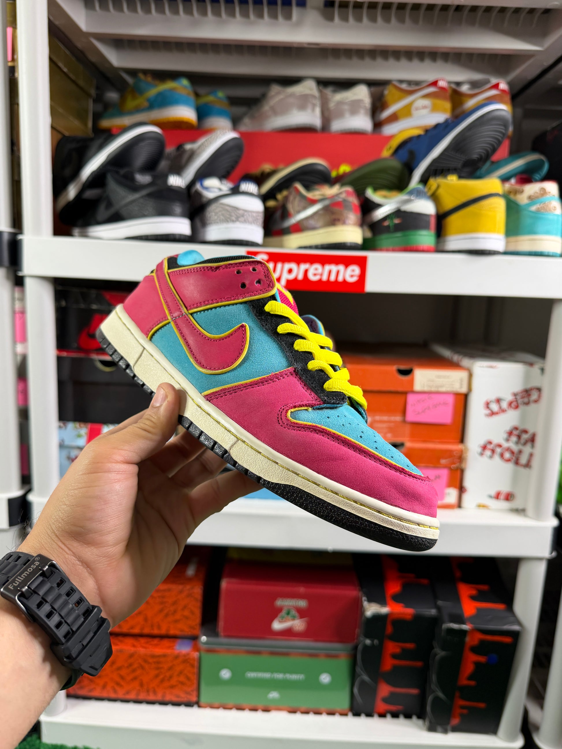 Nike Sb Ms. Pac-Man- Size 9