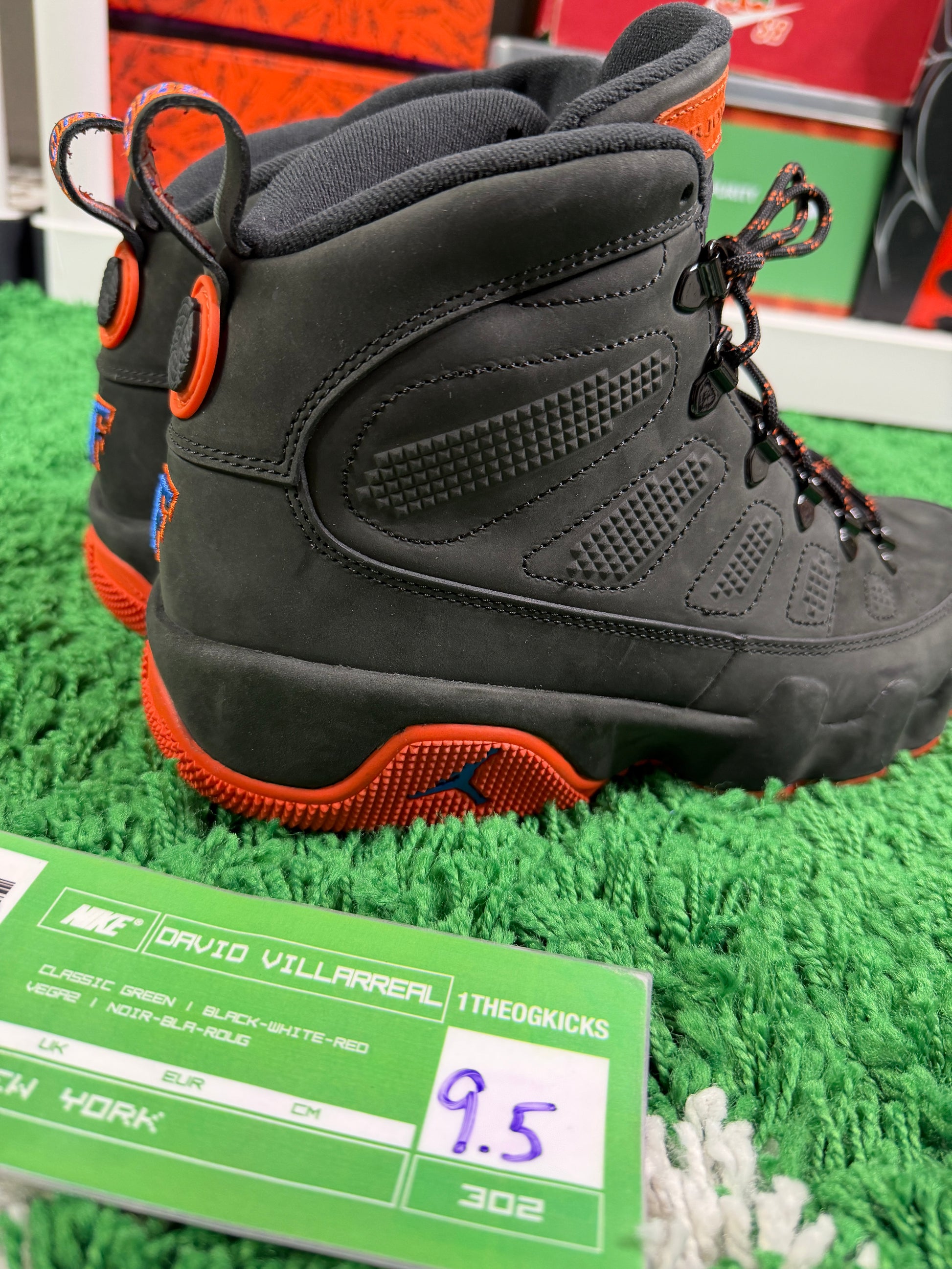 Jordan 9 Gators PE Sample - Size 9.5