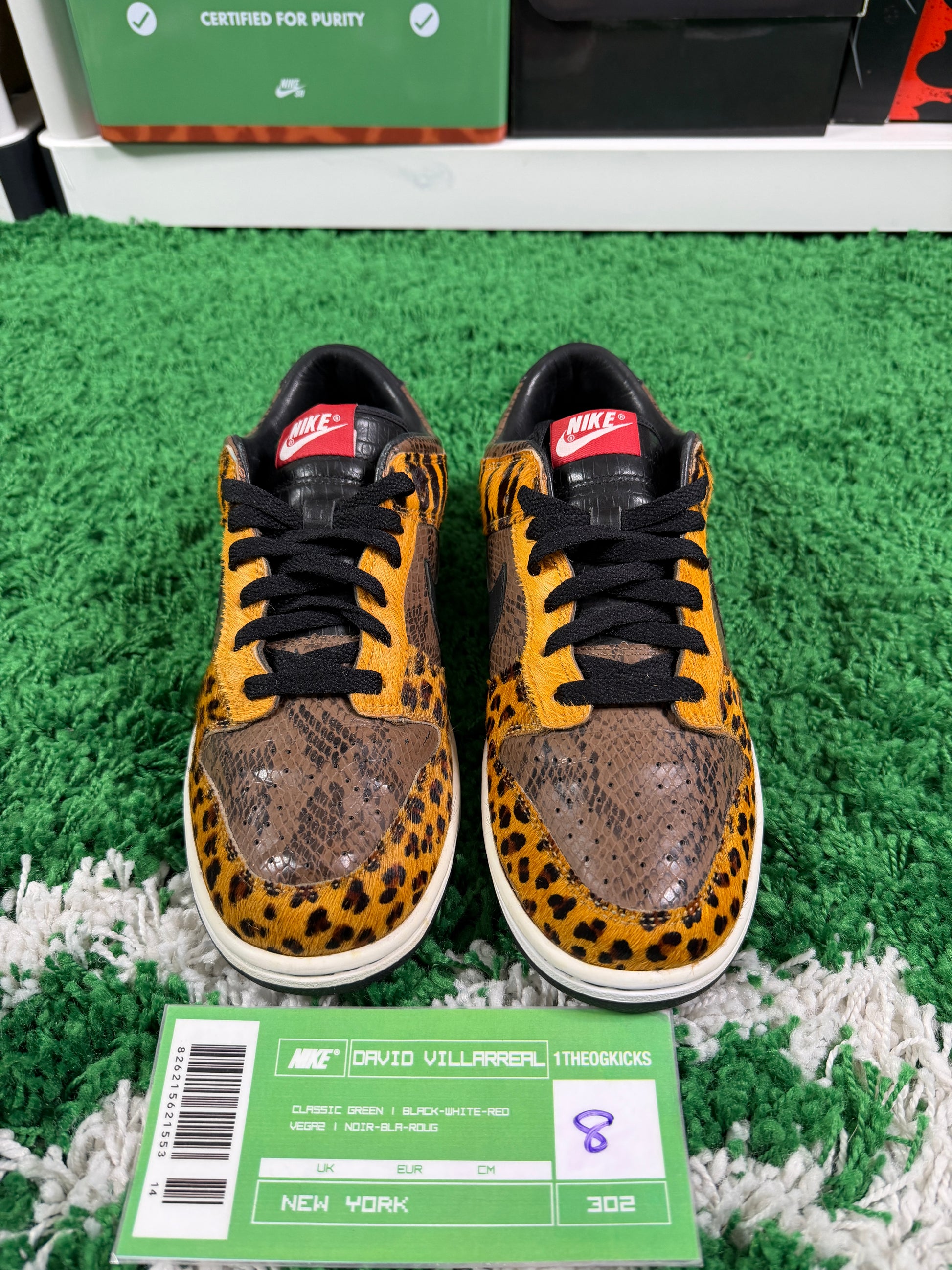 Nike Beast Pack - Size 8