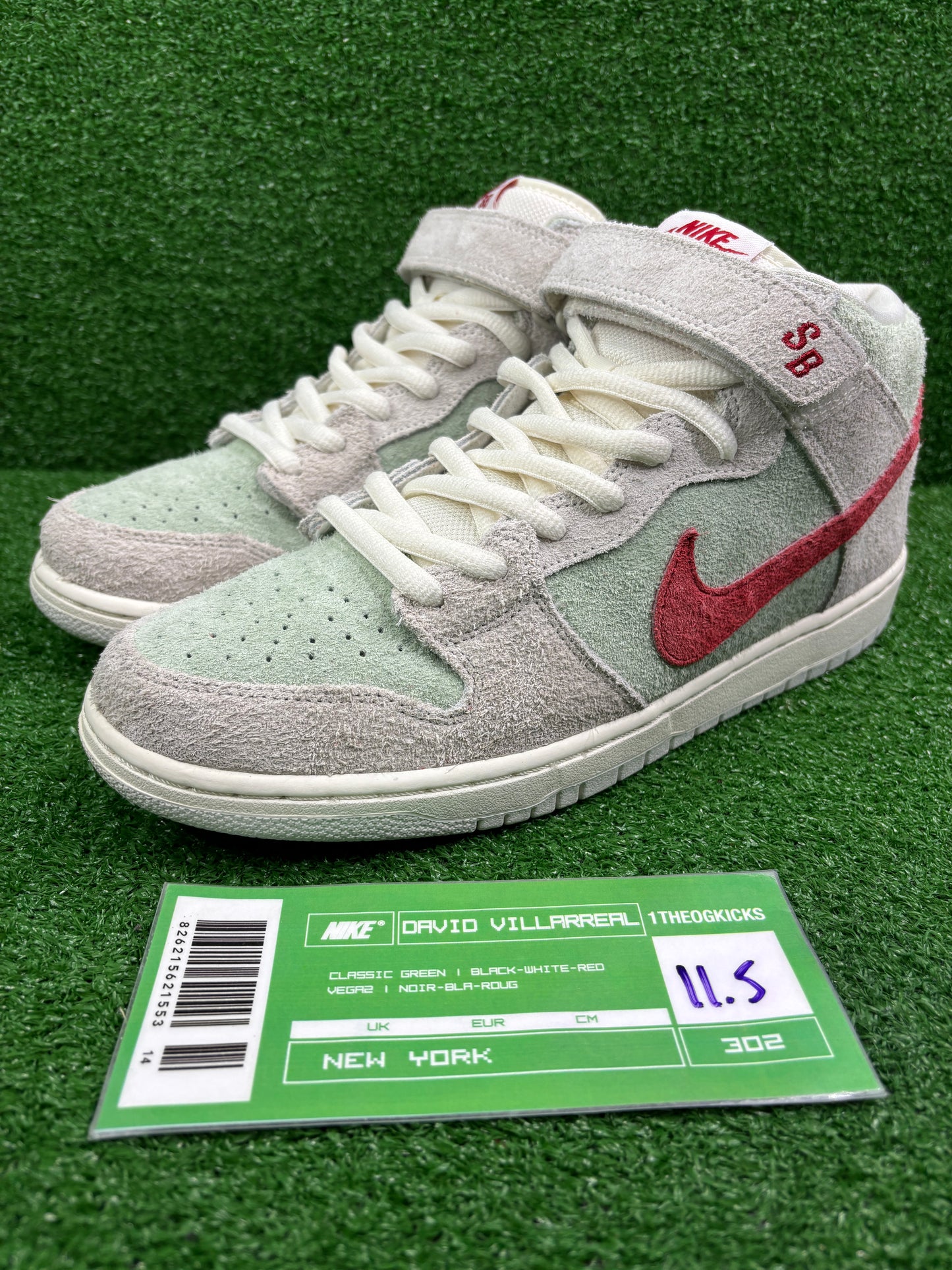 Nike Sb Dunk Mid White Widow - Size 11.5