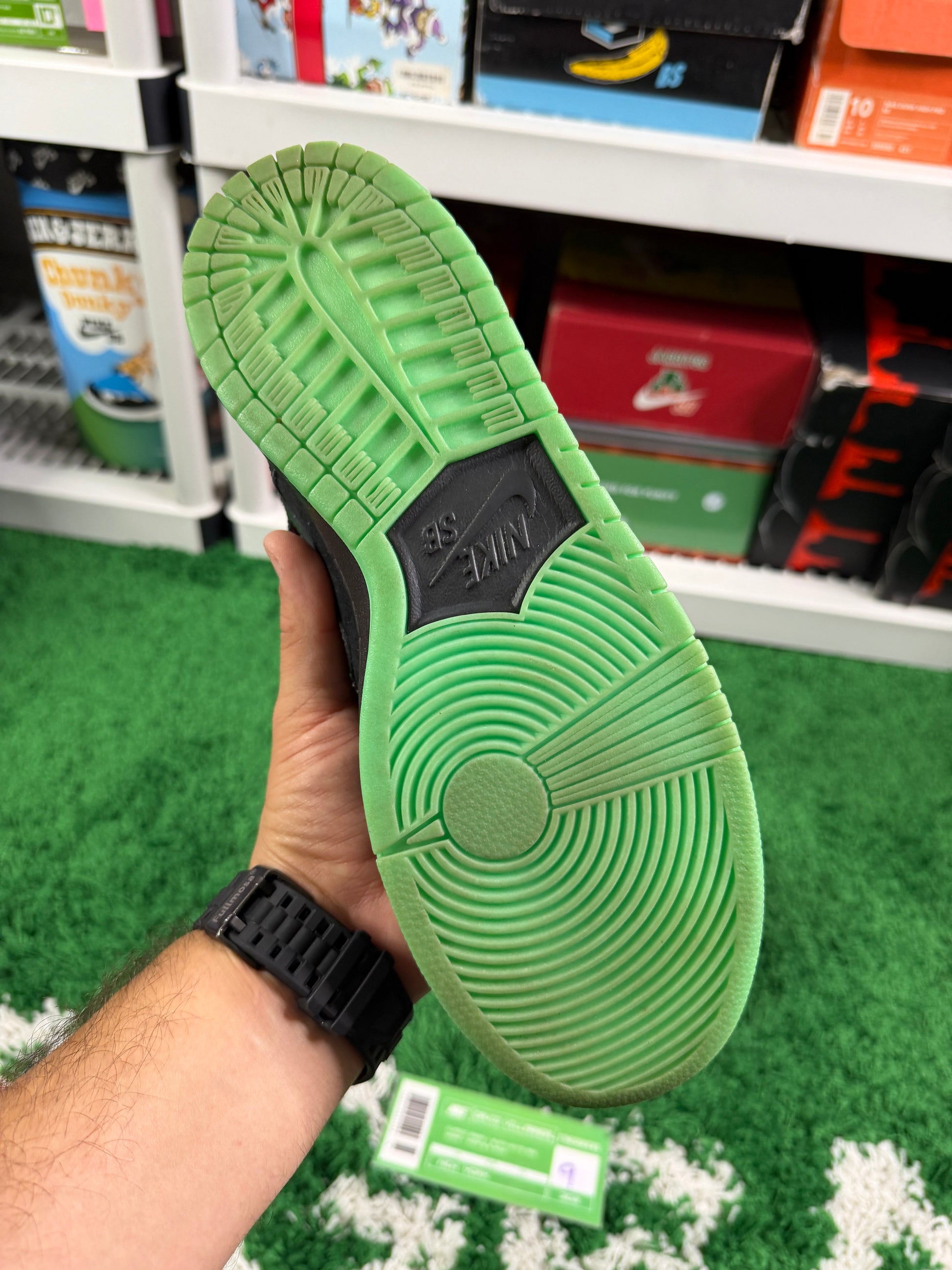 Nike Sb Northern Lights - Size 9