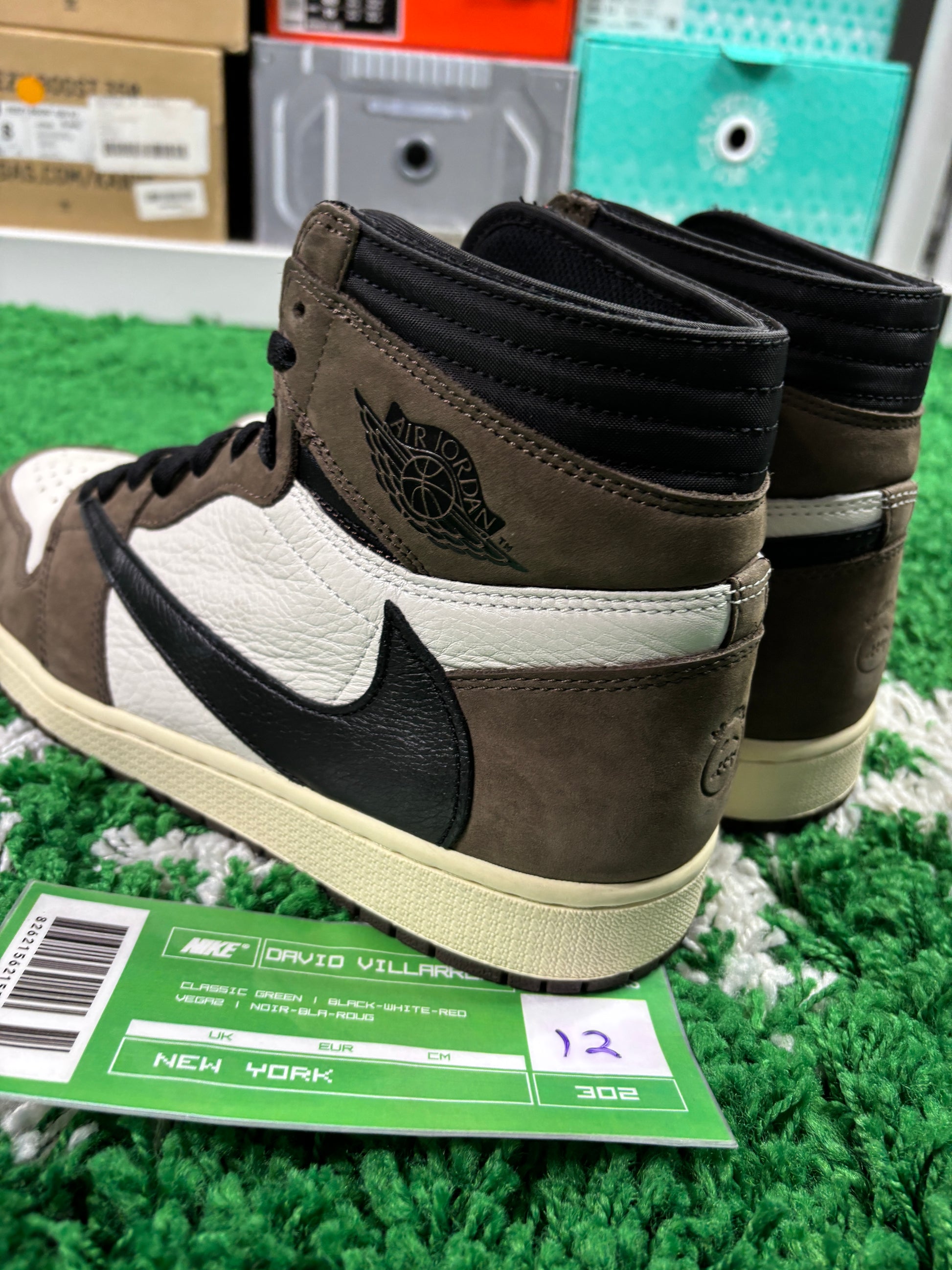 Jordan 1 Travis Scott Mocha - Size 12