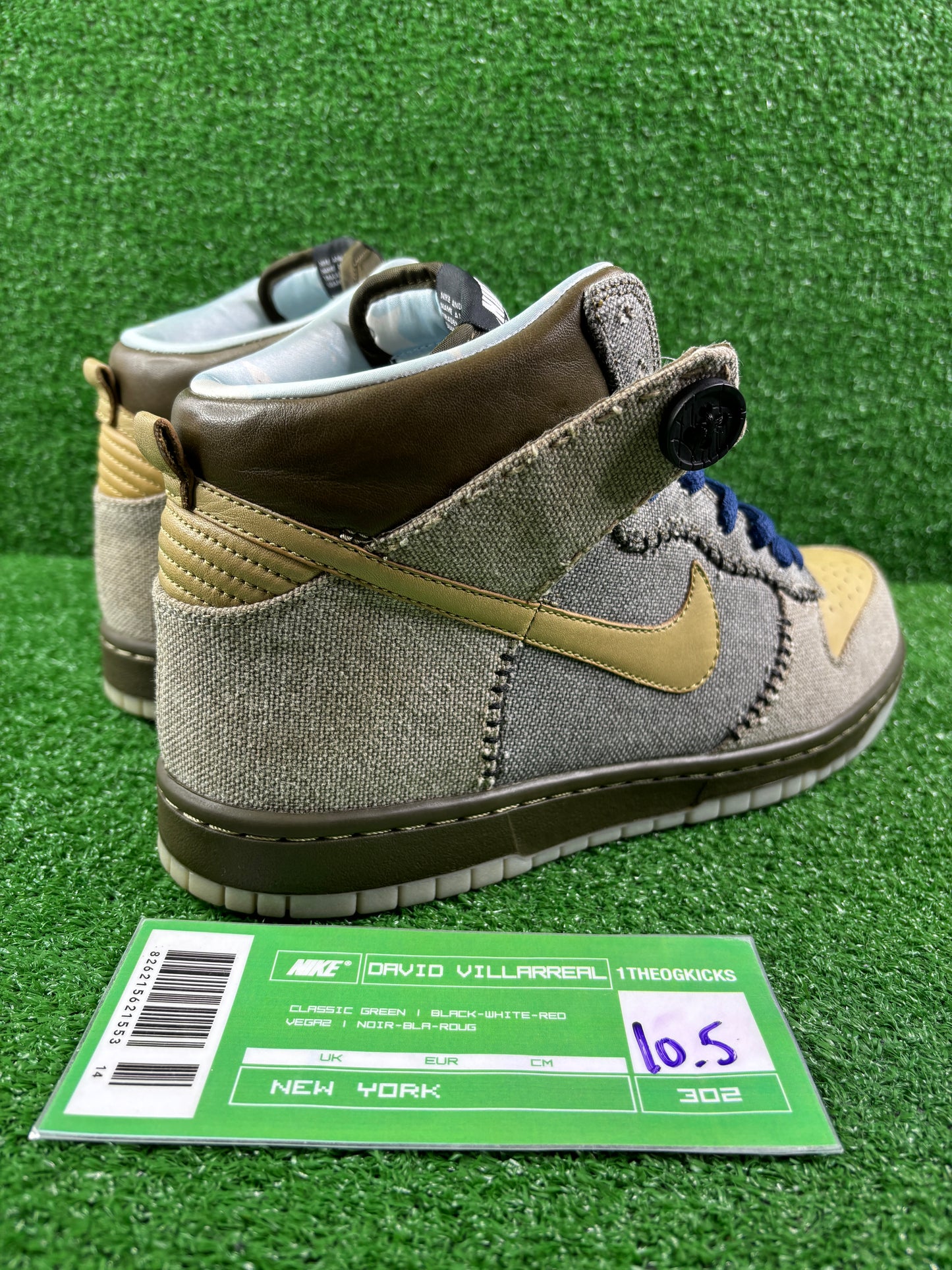 Nike Dunk Coraline - Size 10.5