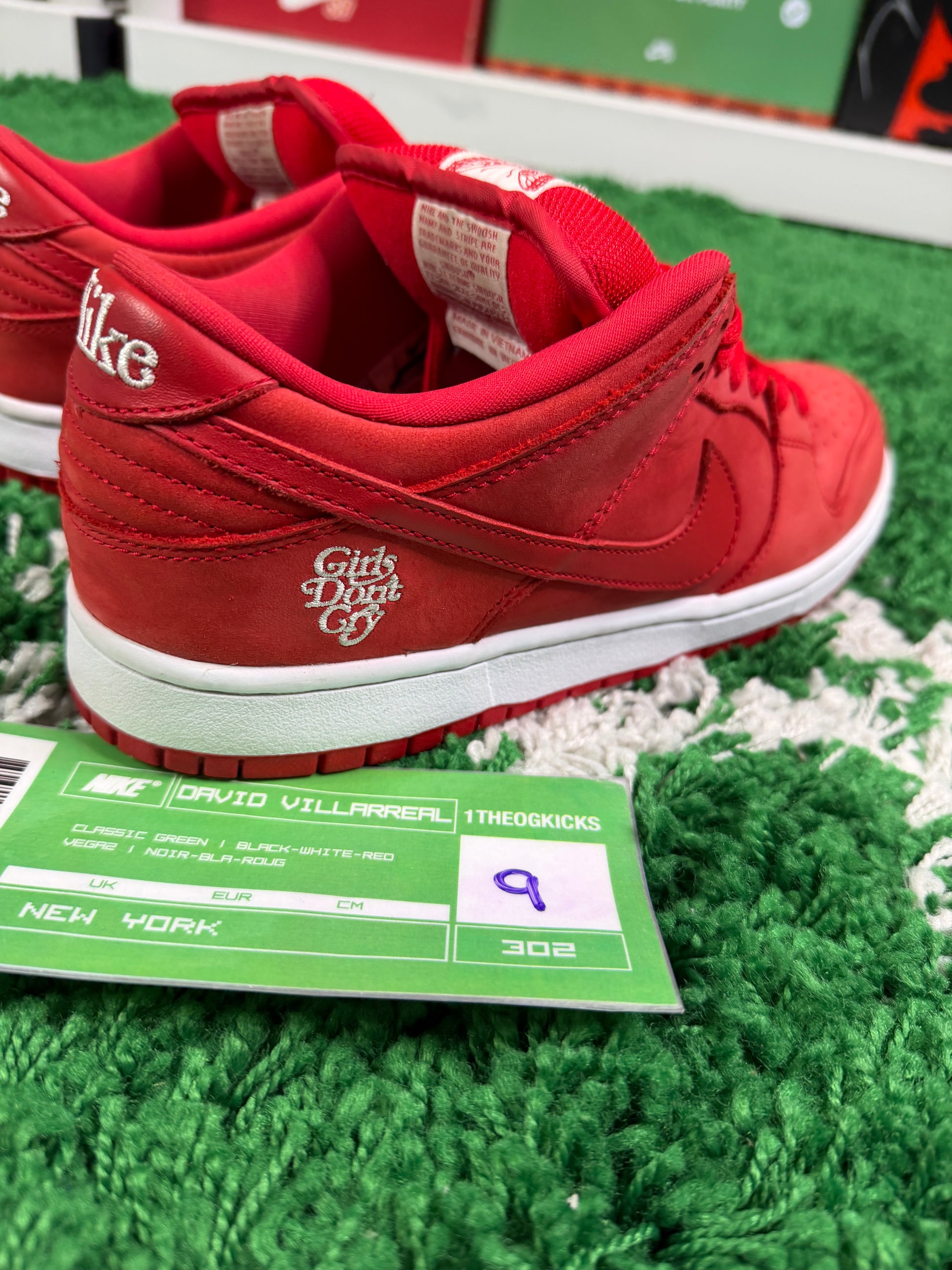 Nike Sb Girls Don't Cry - Size 9