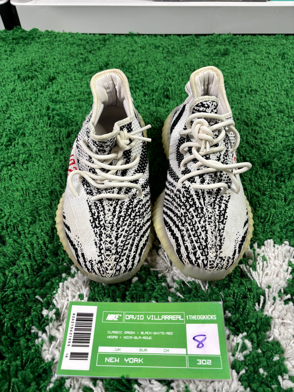Yeezy Boost 350 Zebra - Size 8