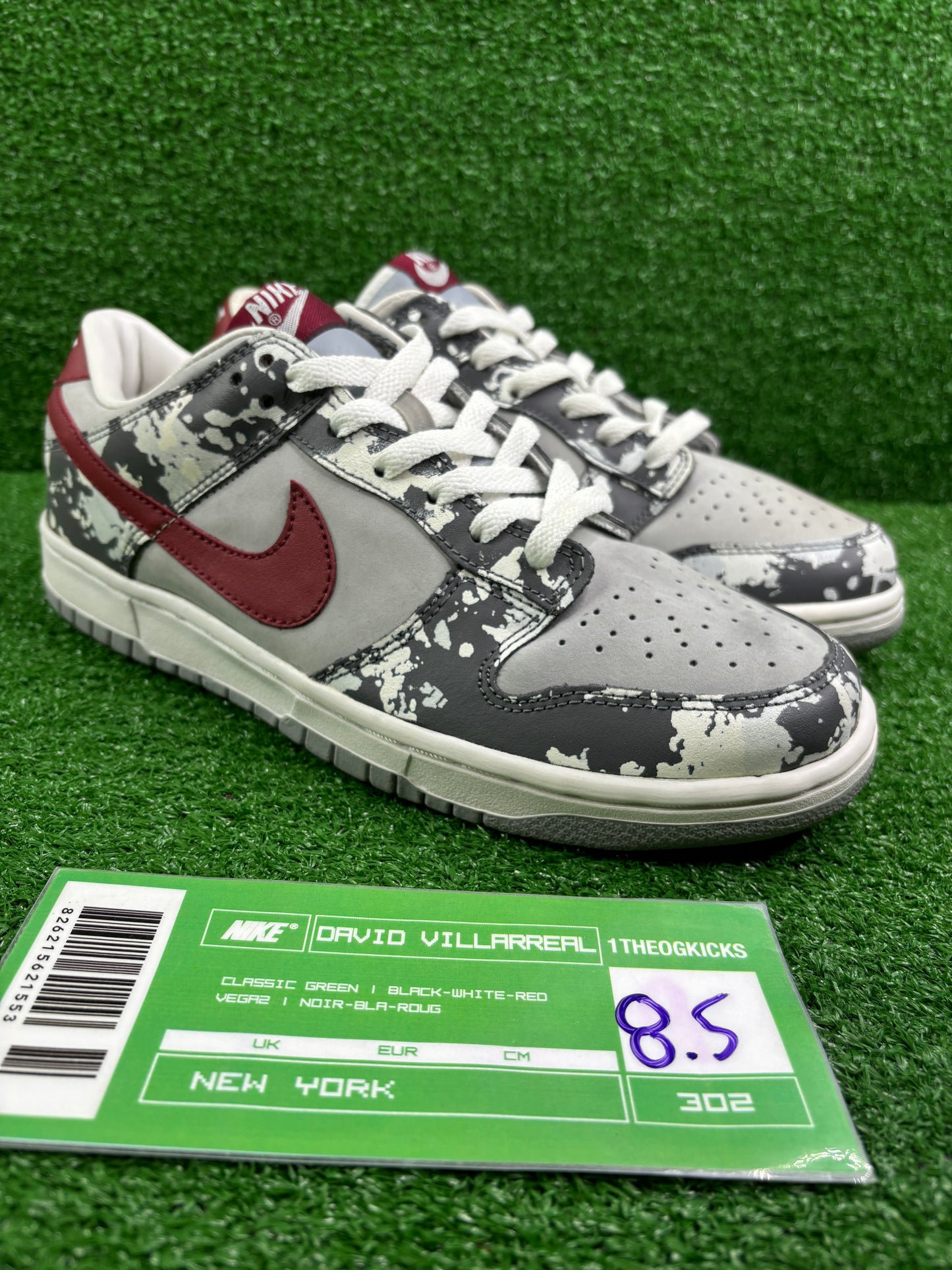 Nike Dunk Splatter - Size 8.5