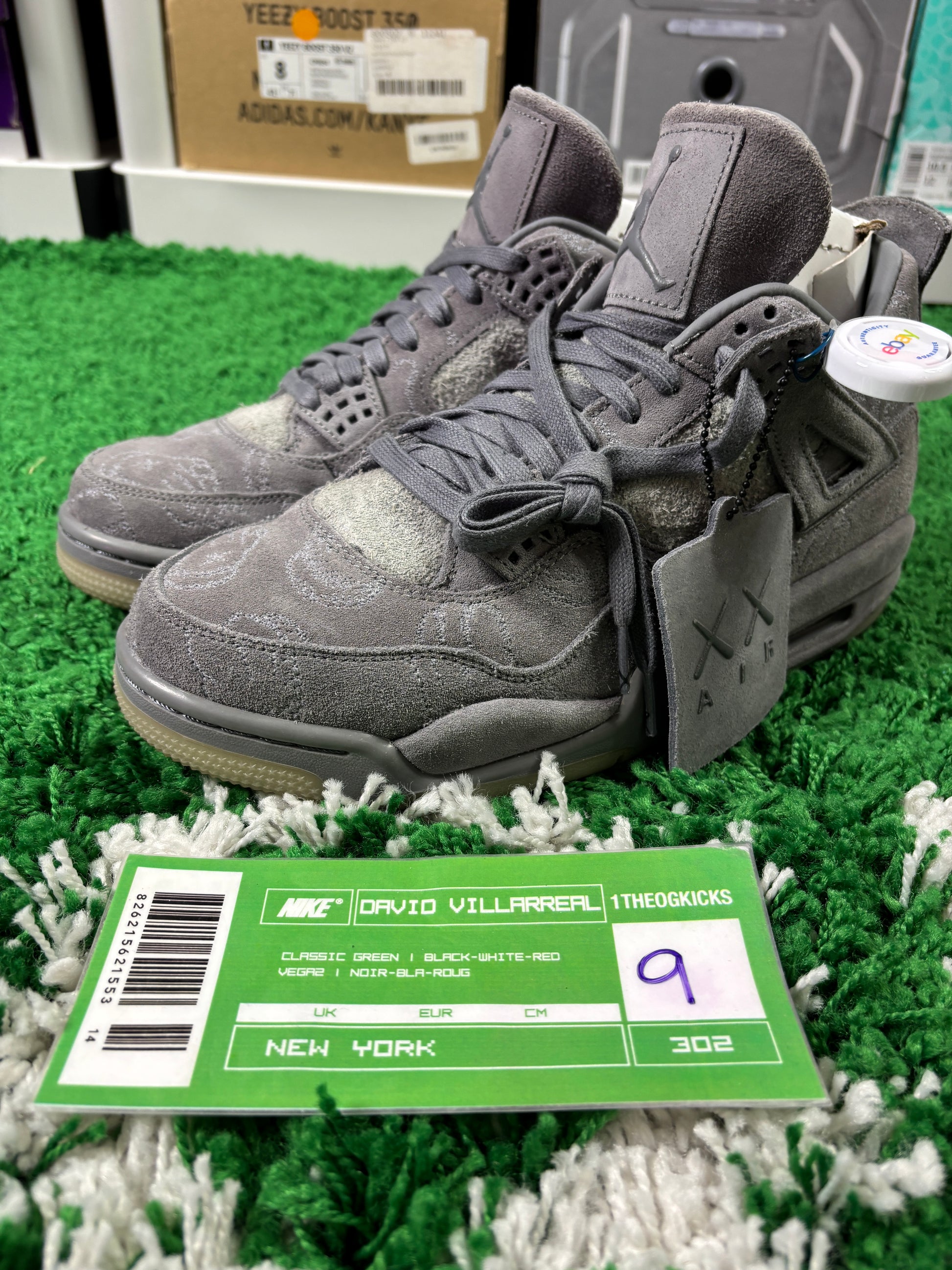 Jordan 4 Kaws Grey - Size 9