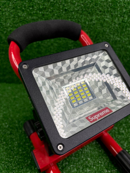 SS16 Supreme Cordless Floodlight Lamp Red