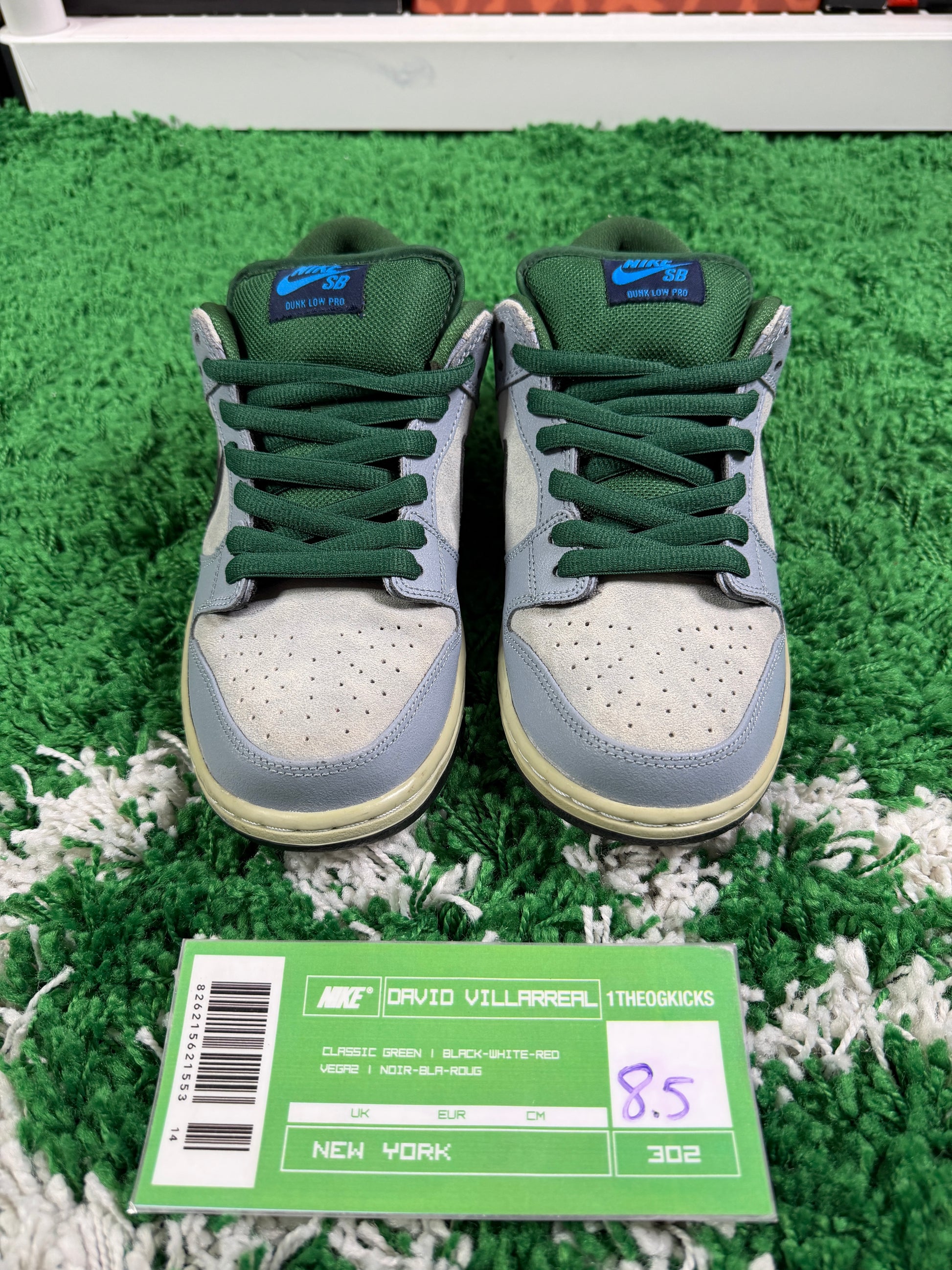 Nike Sb Maple Leafs - Size 8.5