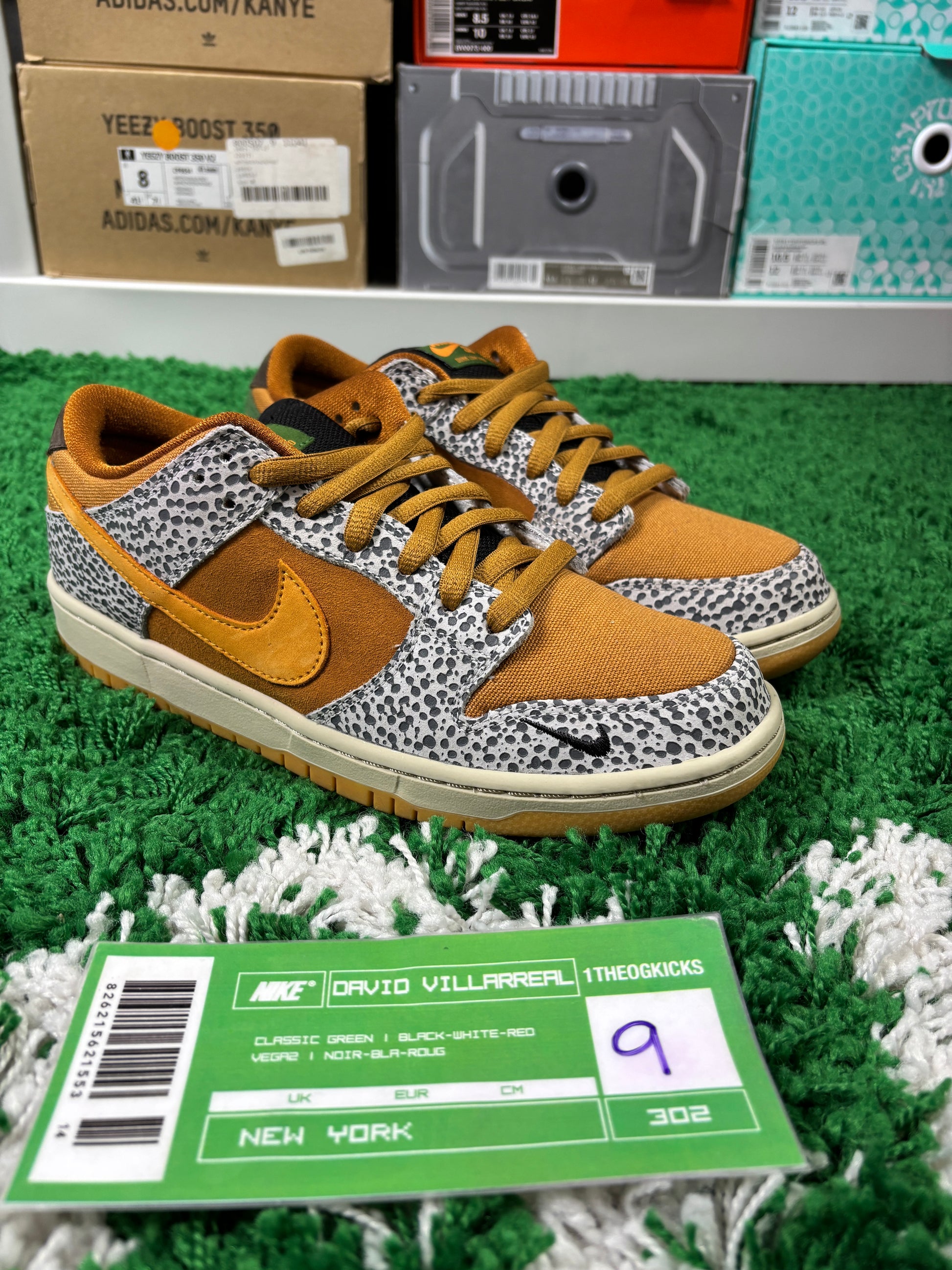 Nike Sb Safari - Size 9