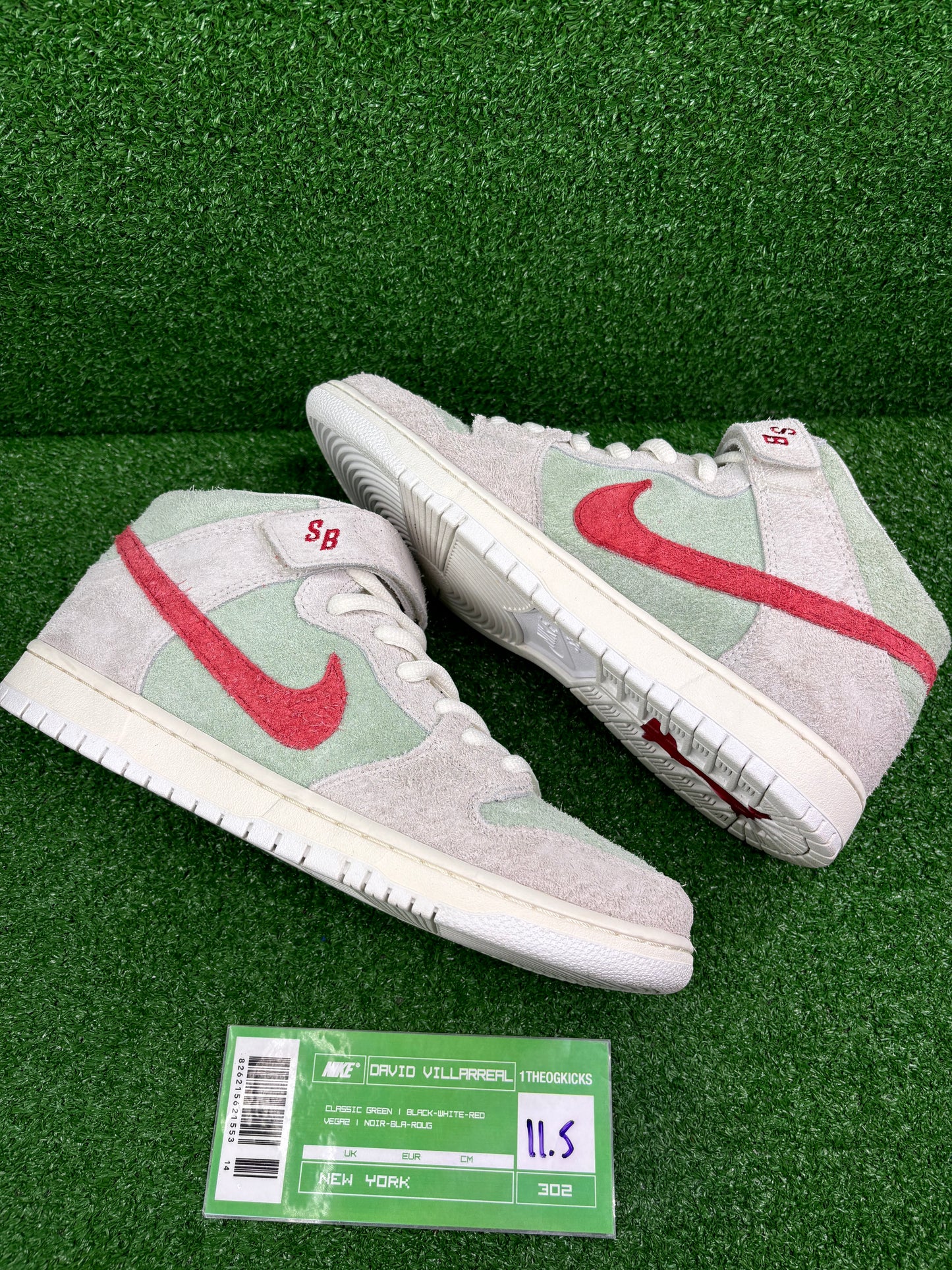 Nike Sb Dunk Mid White Widow - Size 11.5