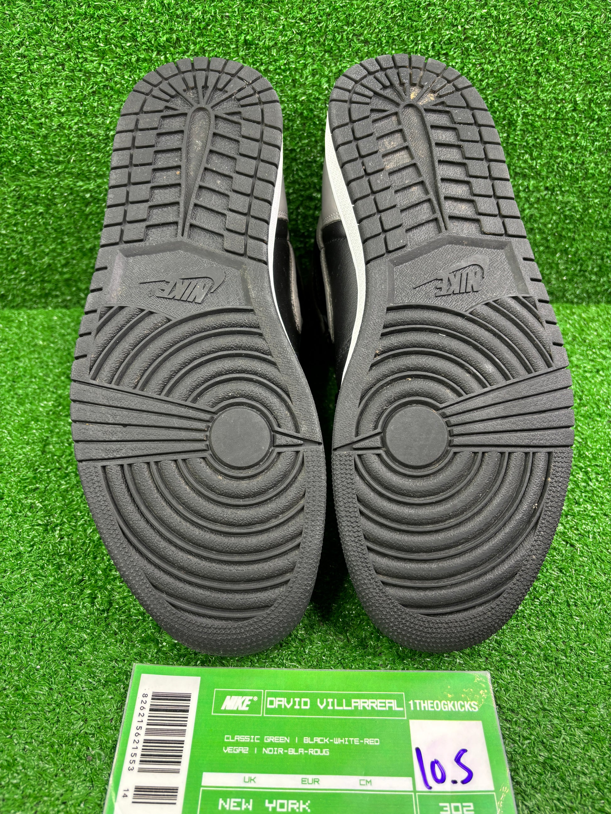 Air Jordan 1 Shadow - Size 10.5