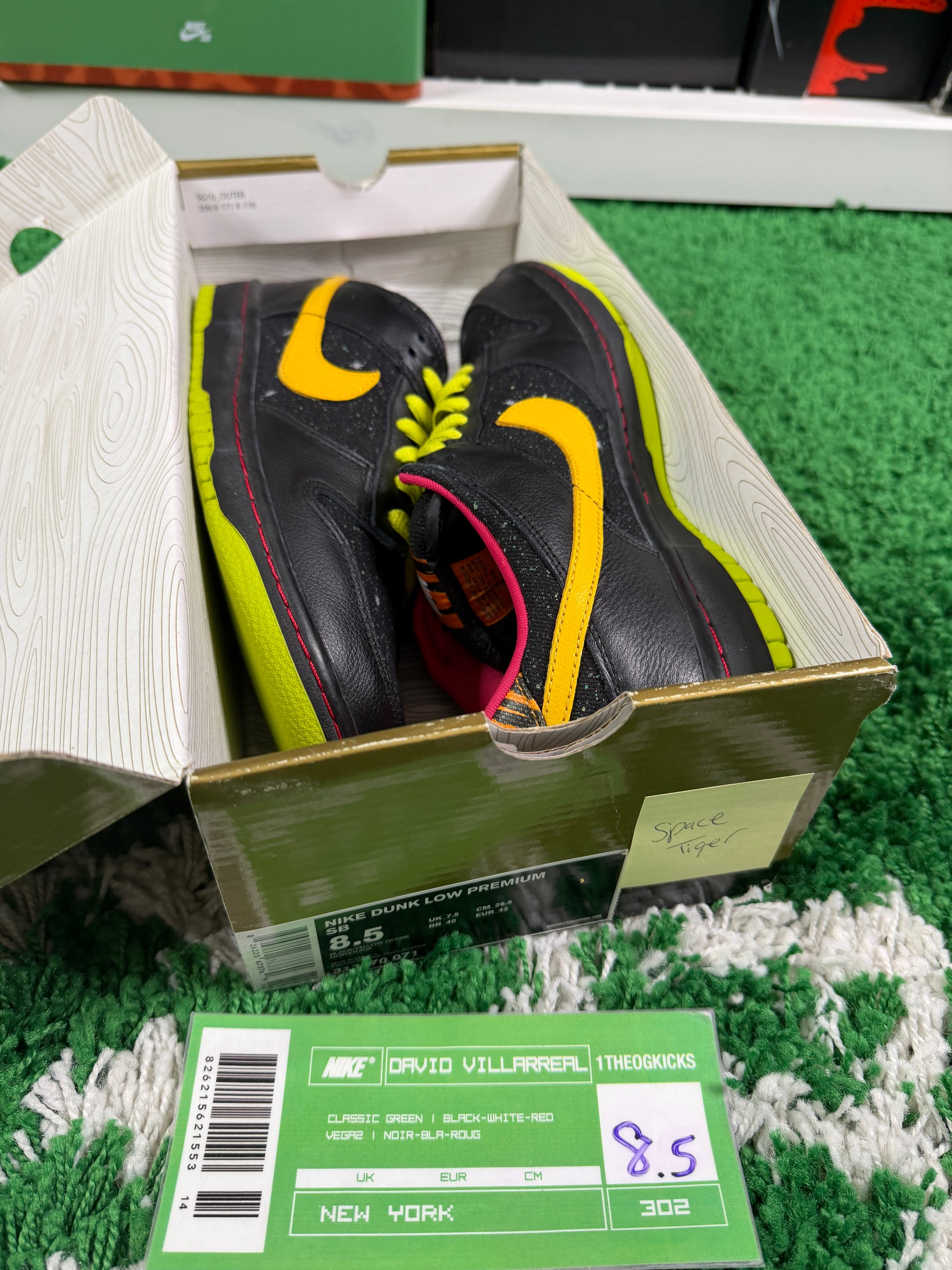 Nike Sb Space Tigers - Size 8.5