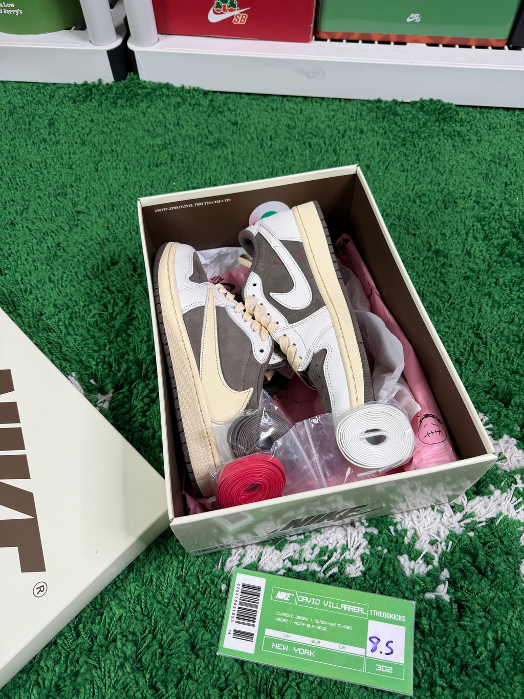 Jordan 1 Low Travis Scott Reverse Mocha - Size 8.5