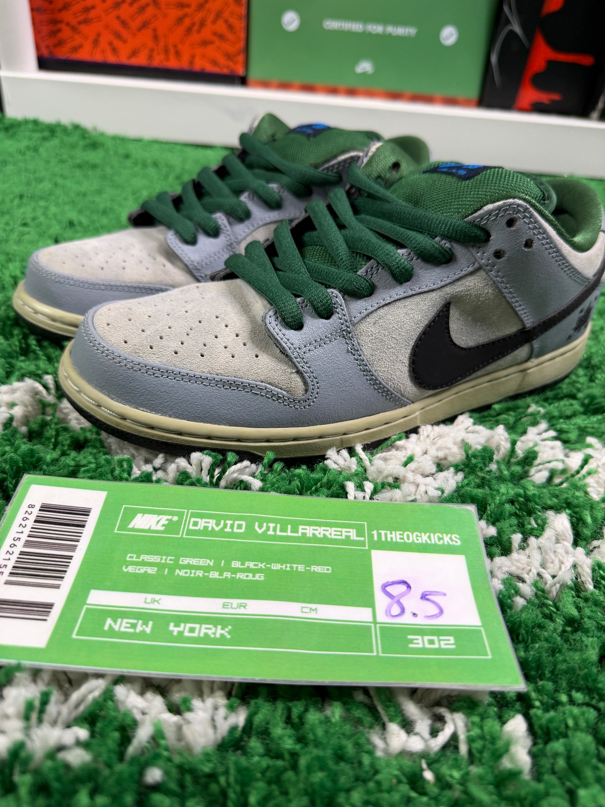 Nike Sb Maple Leafs - Size 8.5