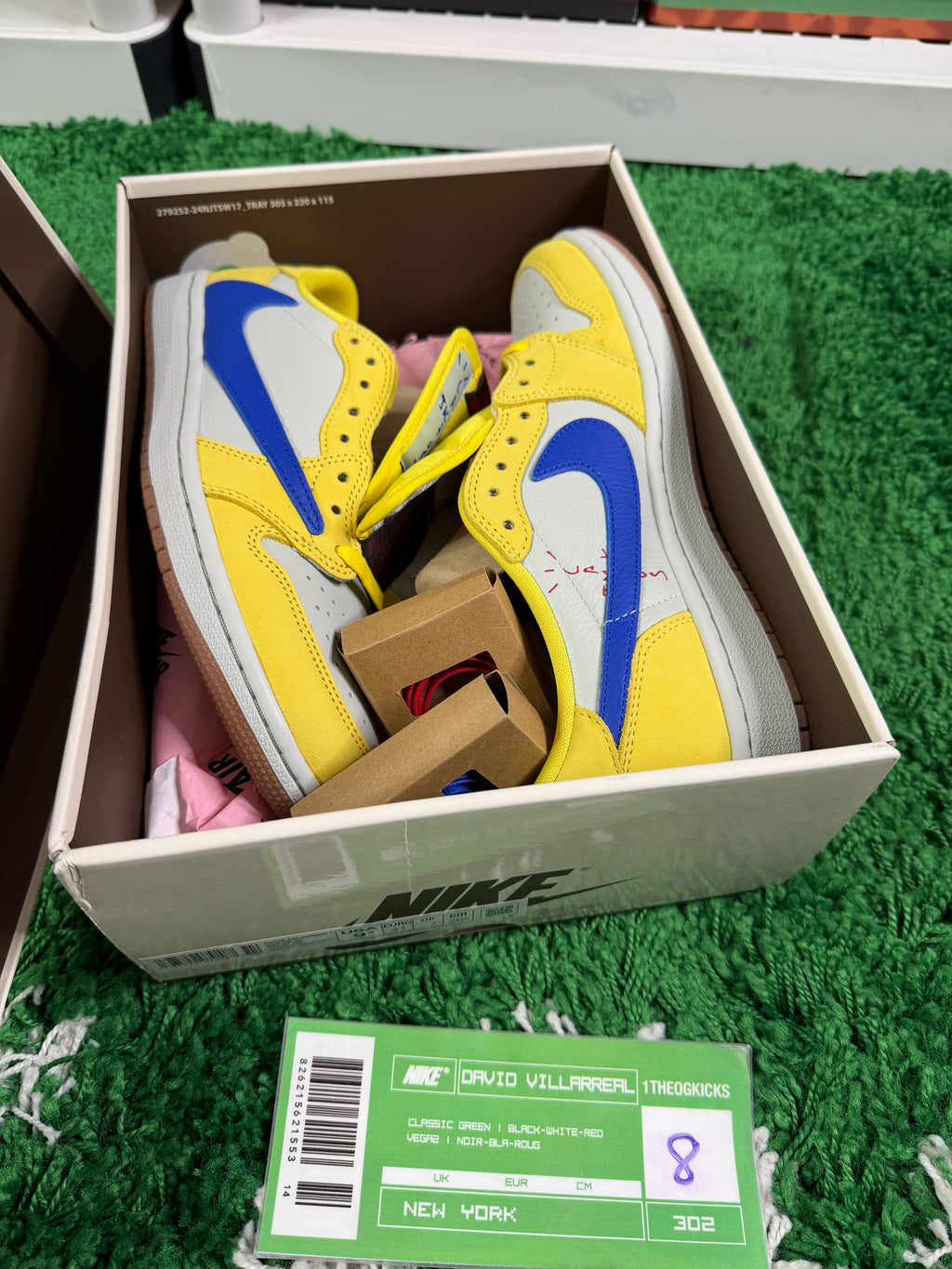 Jordan 1 Canary - Size 8