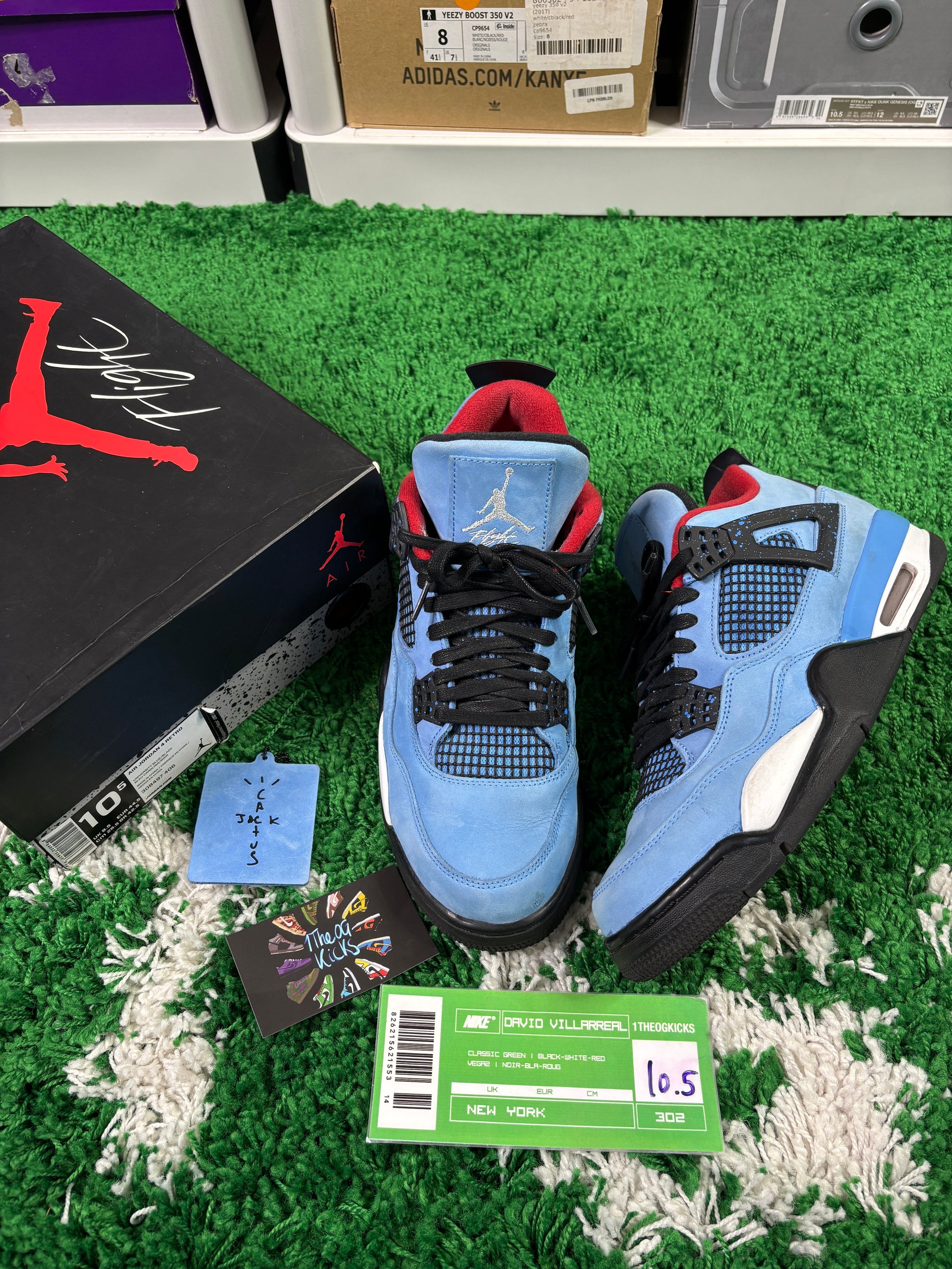 Jordan 4 Travis Scotts - Size 10.5