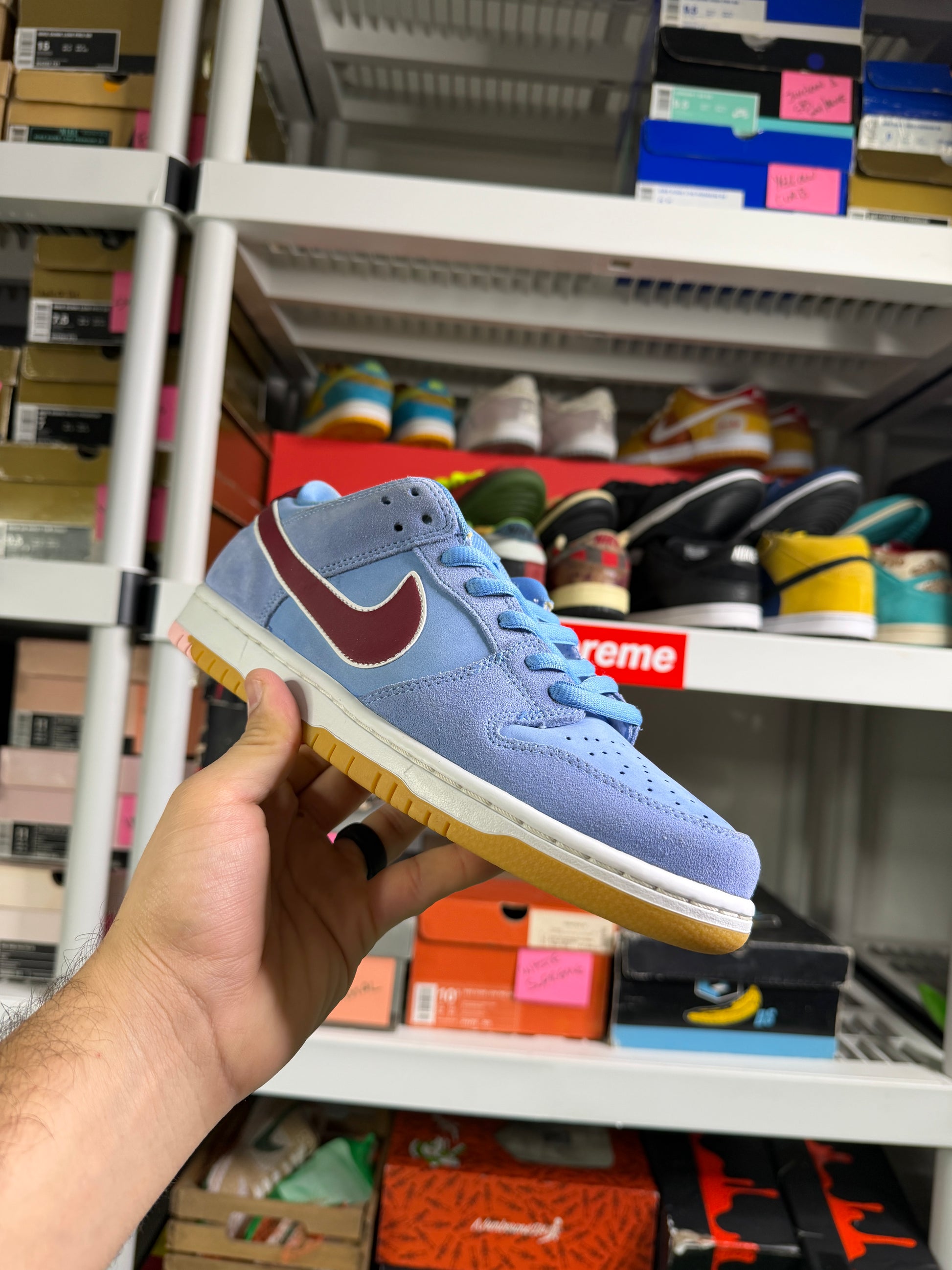 Nike Sb Phillies - Size 9