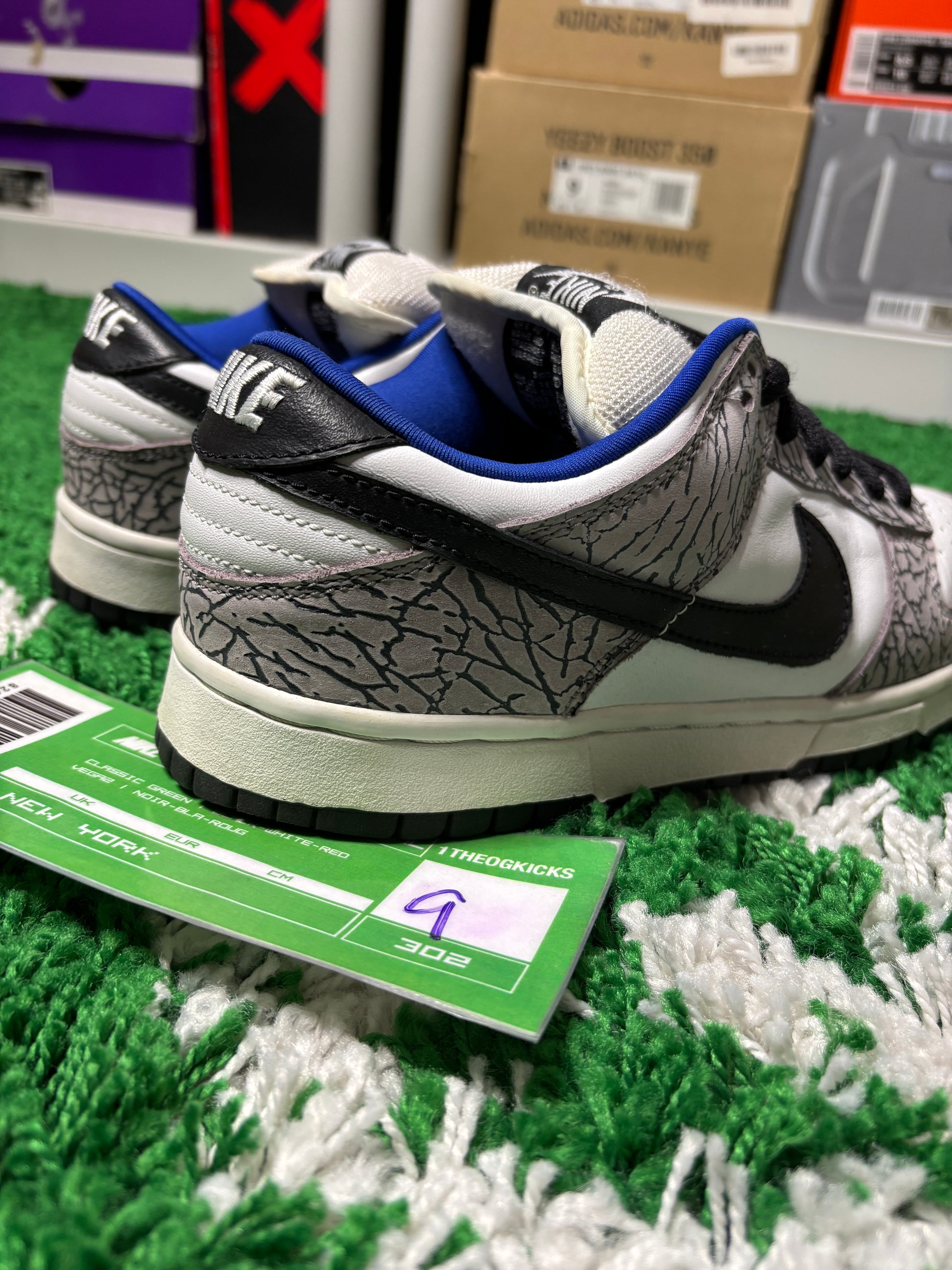 Nike Sb White Supreme Low - Size 9