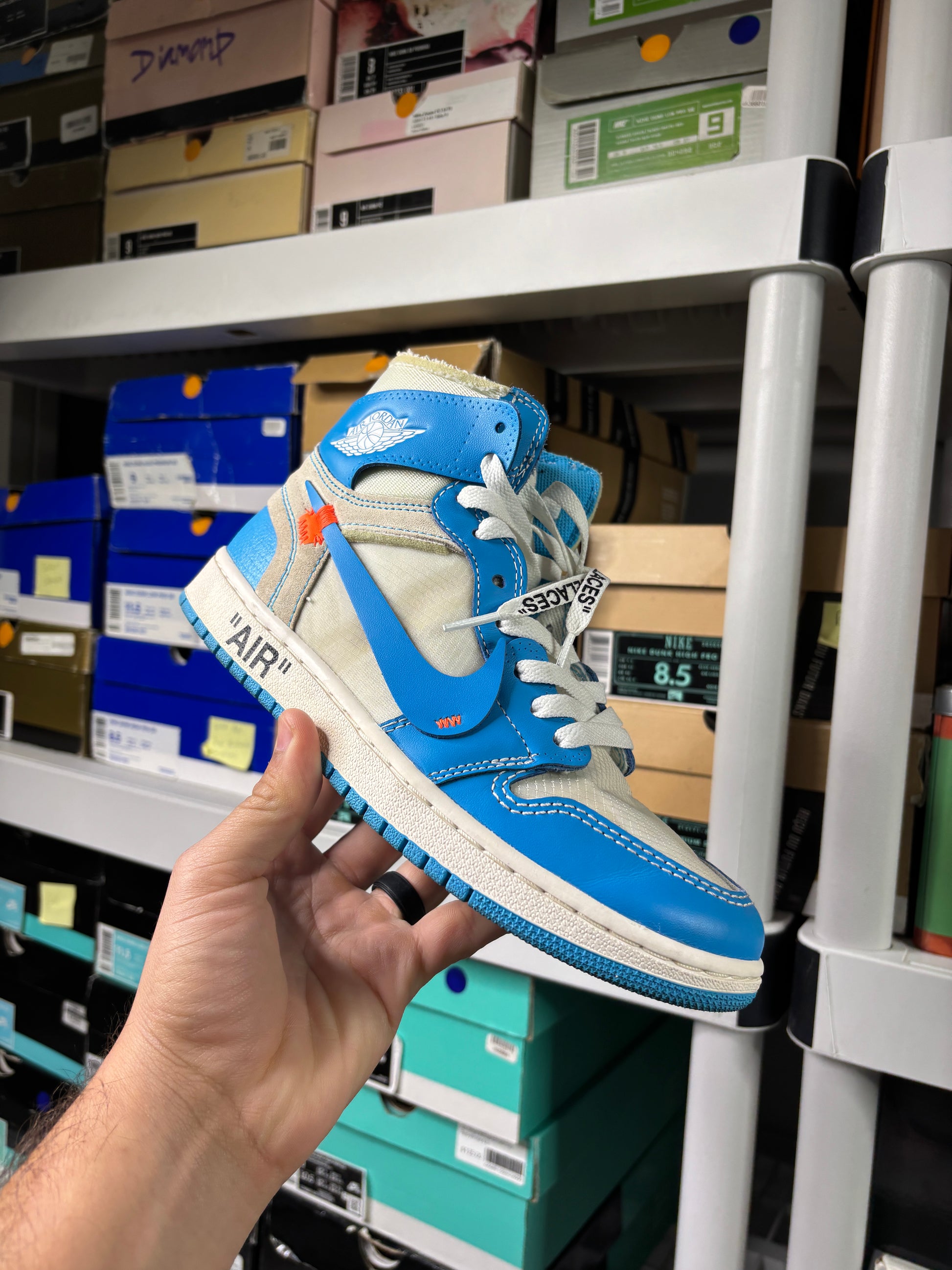 Jordan 1 OFF WHITE UNC- size 6.5