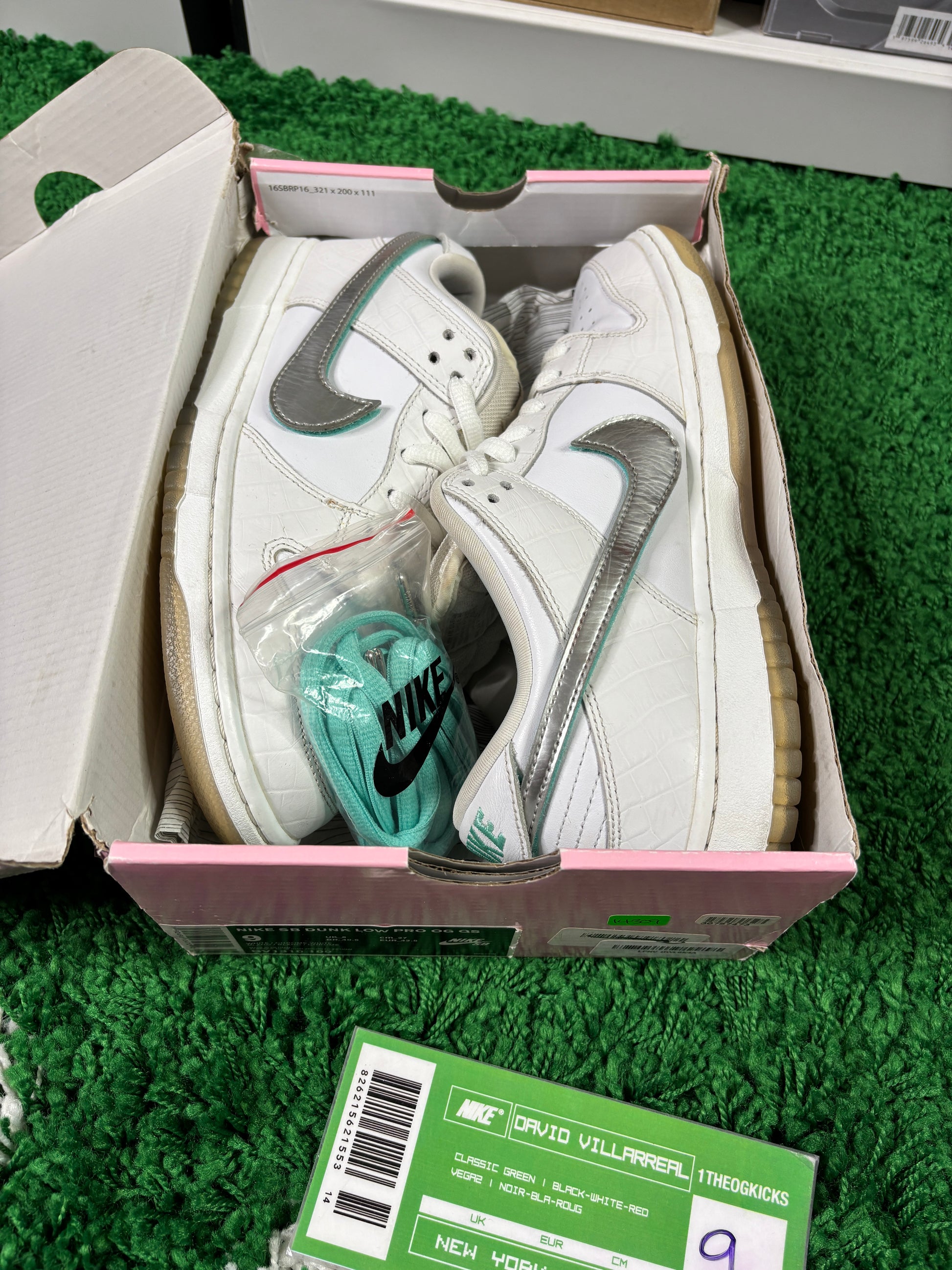 Nike Sb White Diamond - Size 9