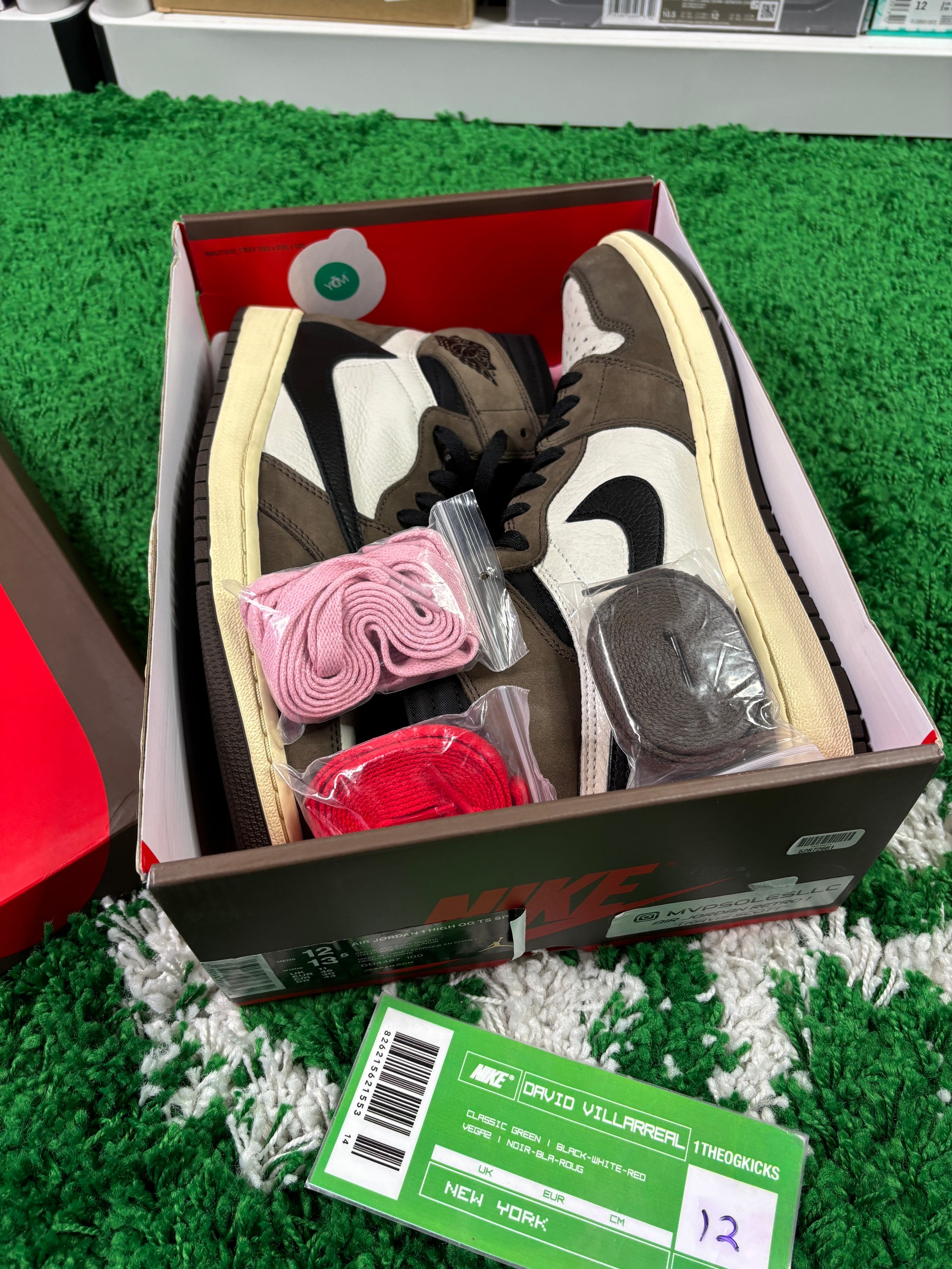 Jordan 1 Travis Scott Mocha - Size 12