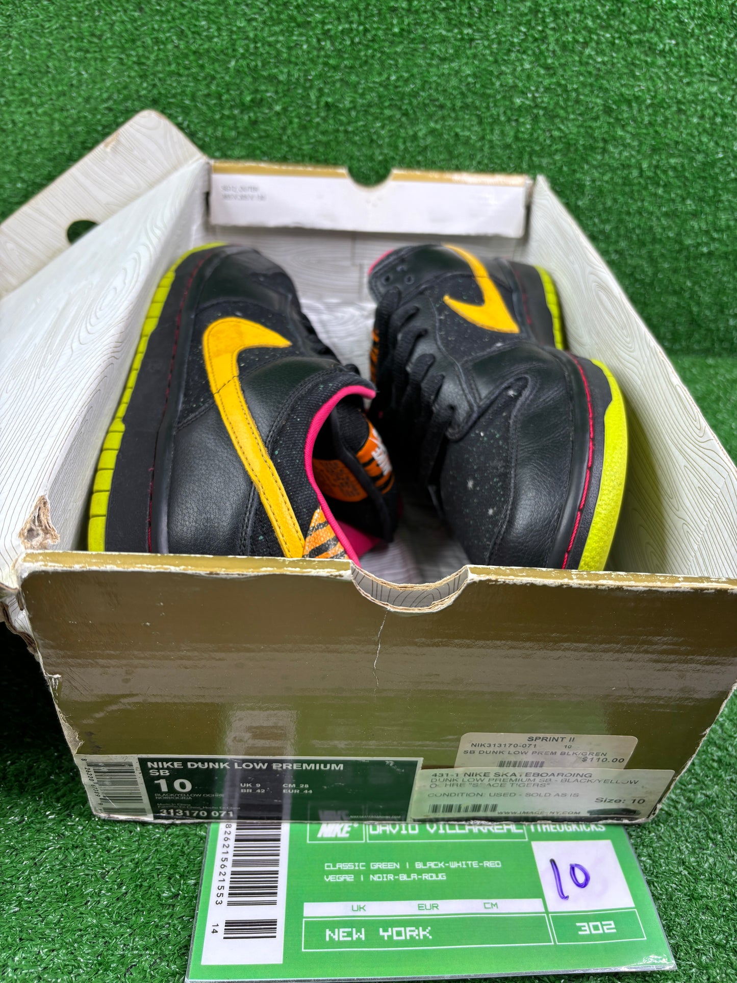 Nike Sb Space Tigers - Size 10