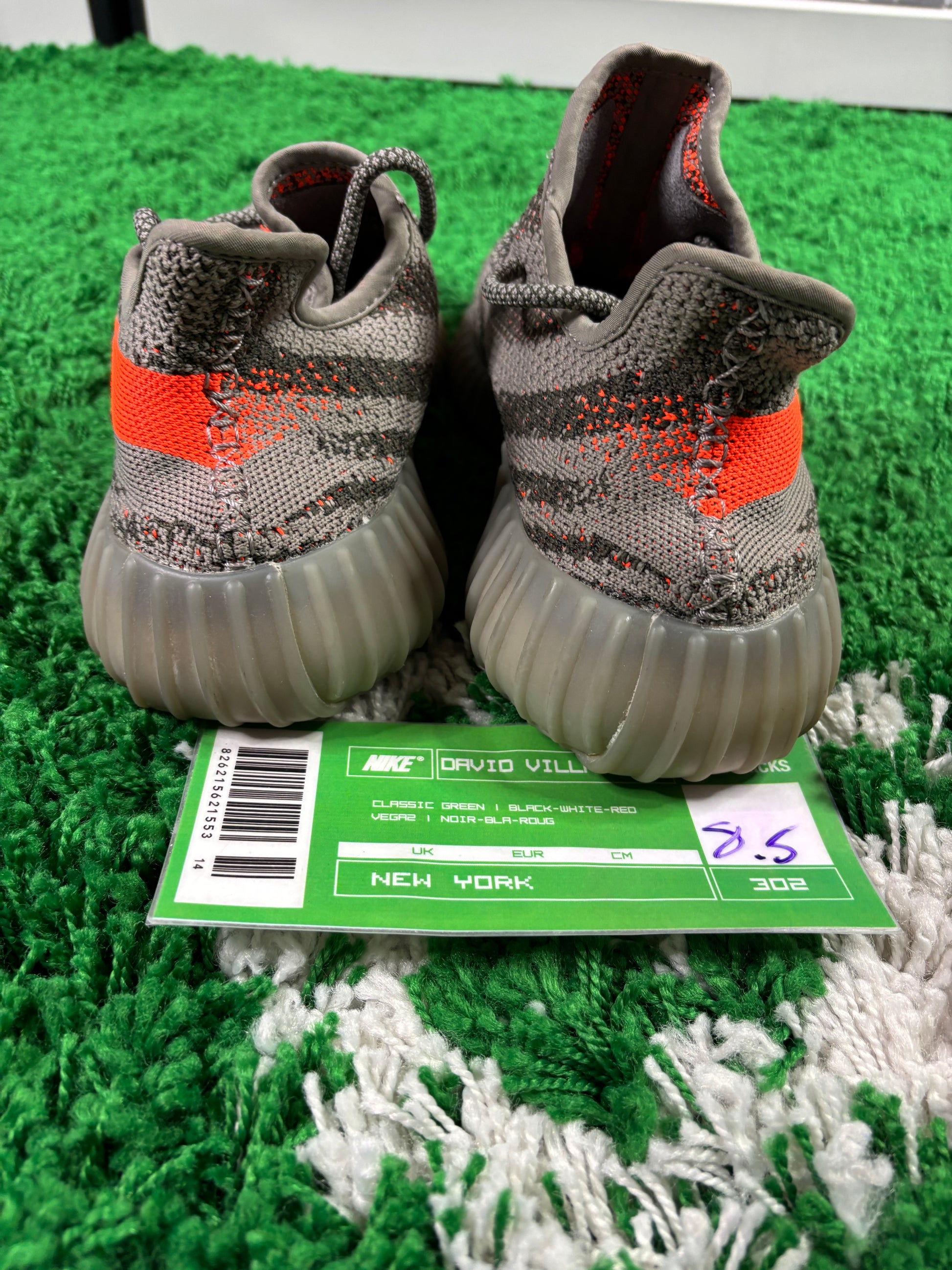 Yeezy Boost 350 V2 'Beluga Reflective' - Size 8.5