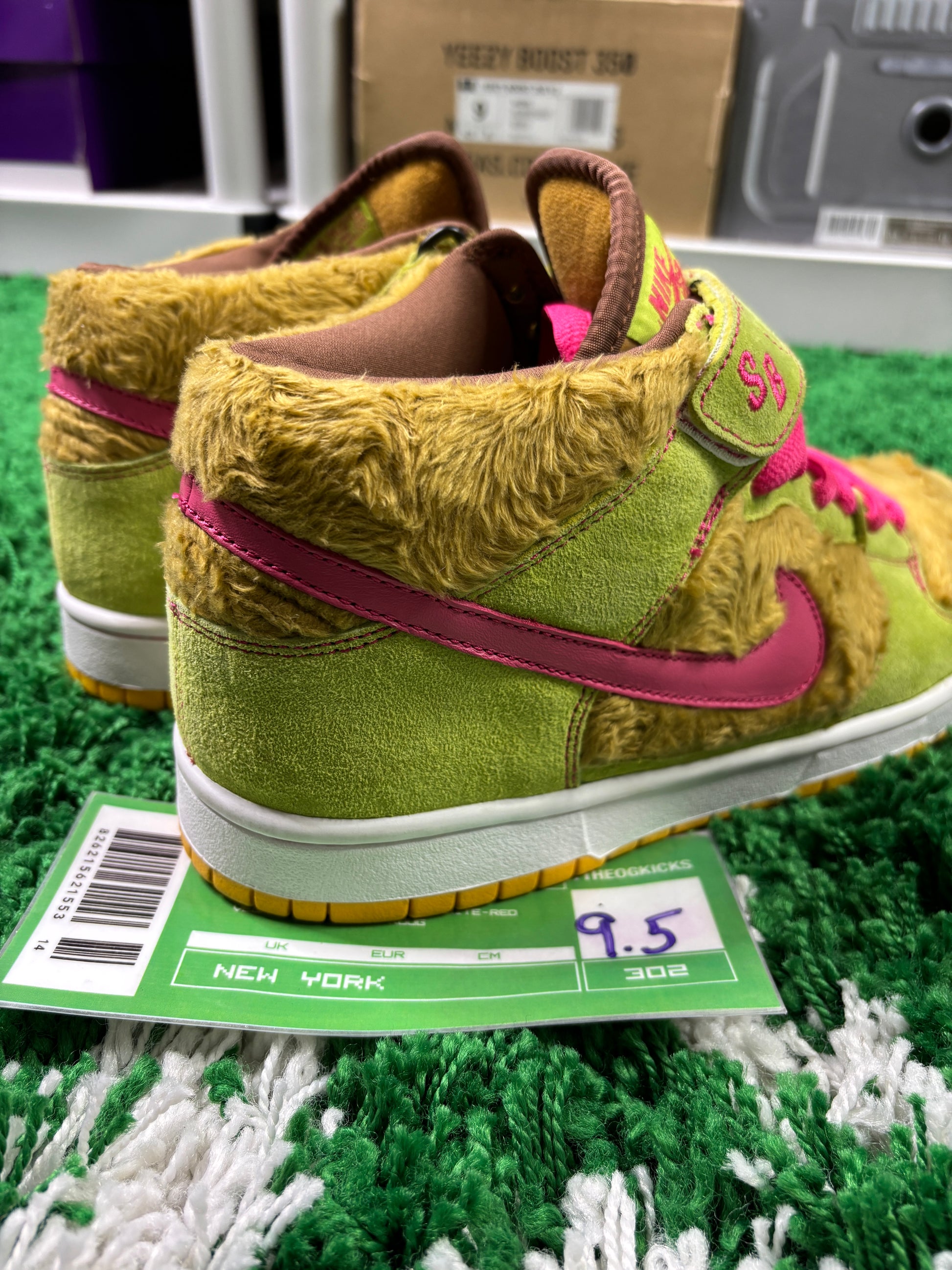 Nike Sb Mama Bear - Size 9.5