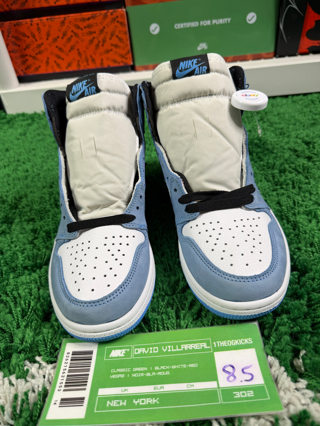 Jordan 1 University Blue - Size 8.5