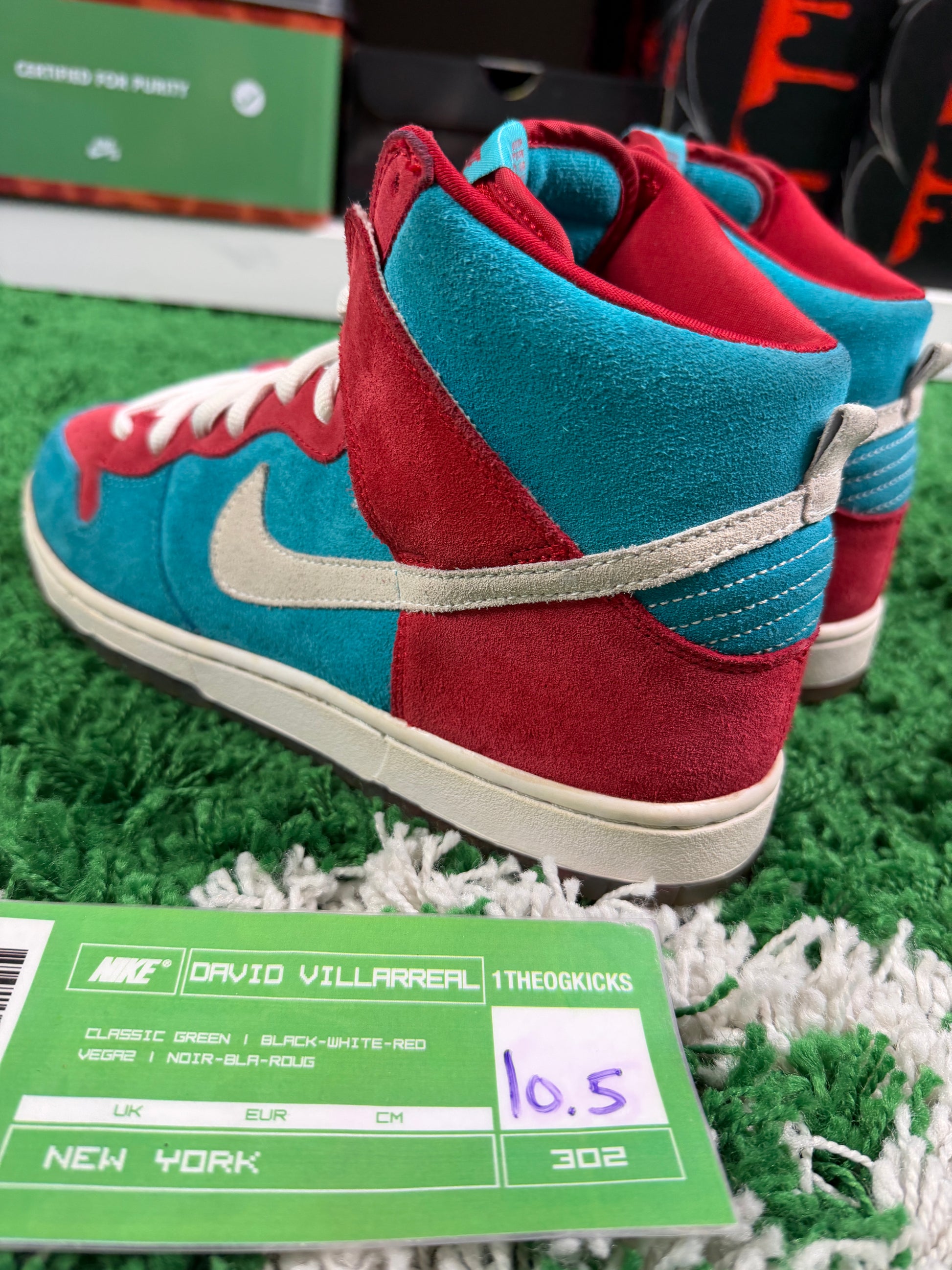 Nike Sb Bloody Gums - Size 10.5