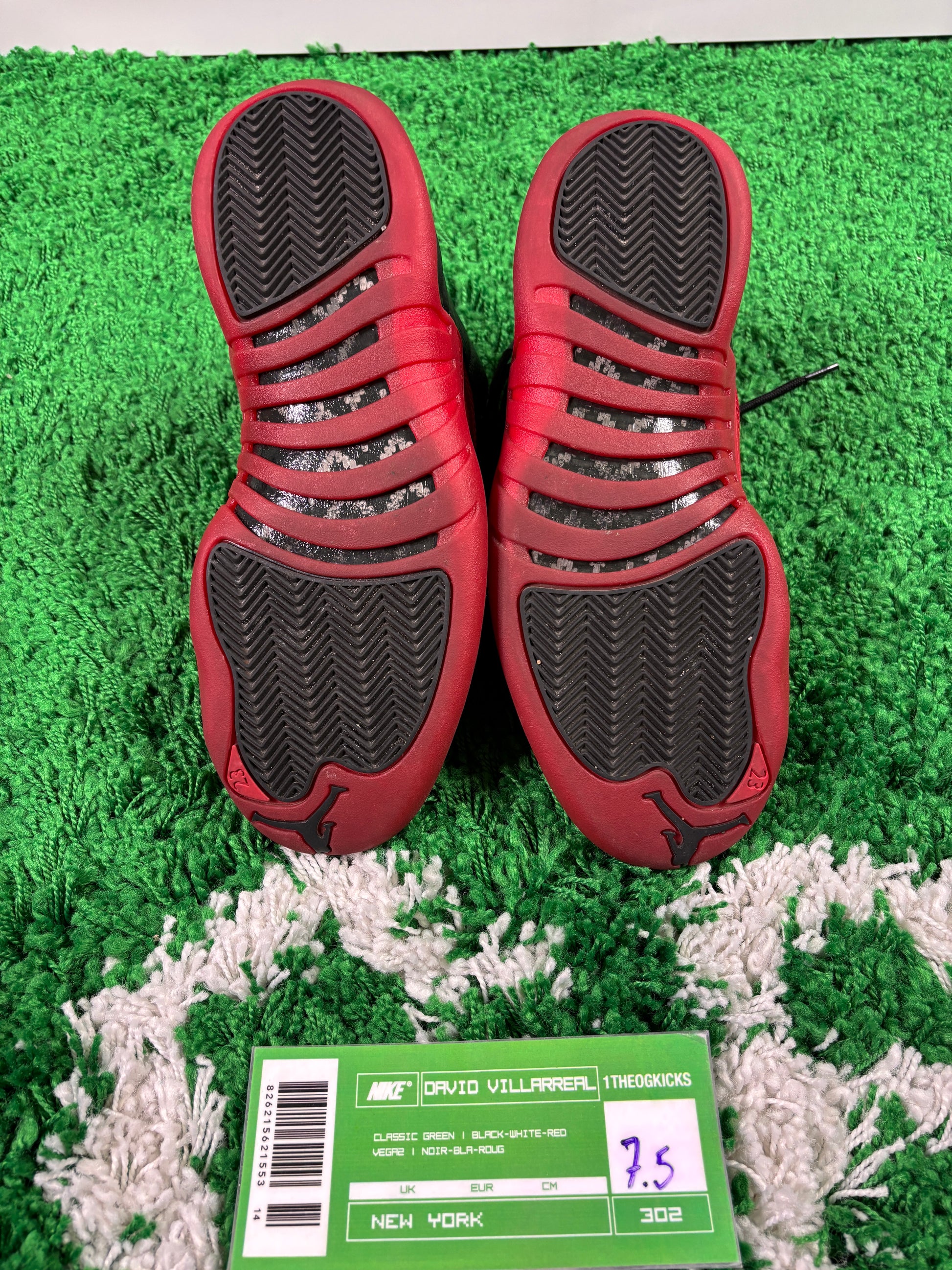 Jordan 12 Flu Game - Size 7.5