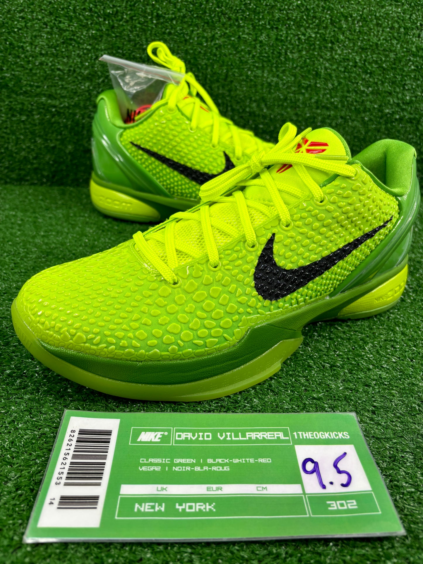 Nike Kobe 6 Grinch - Size 9.5