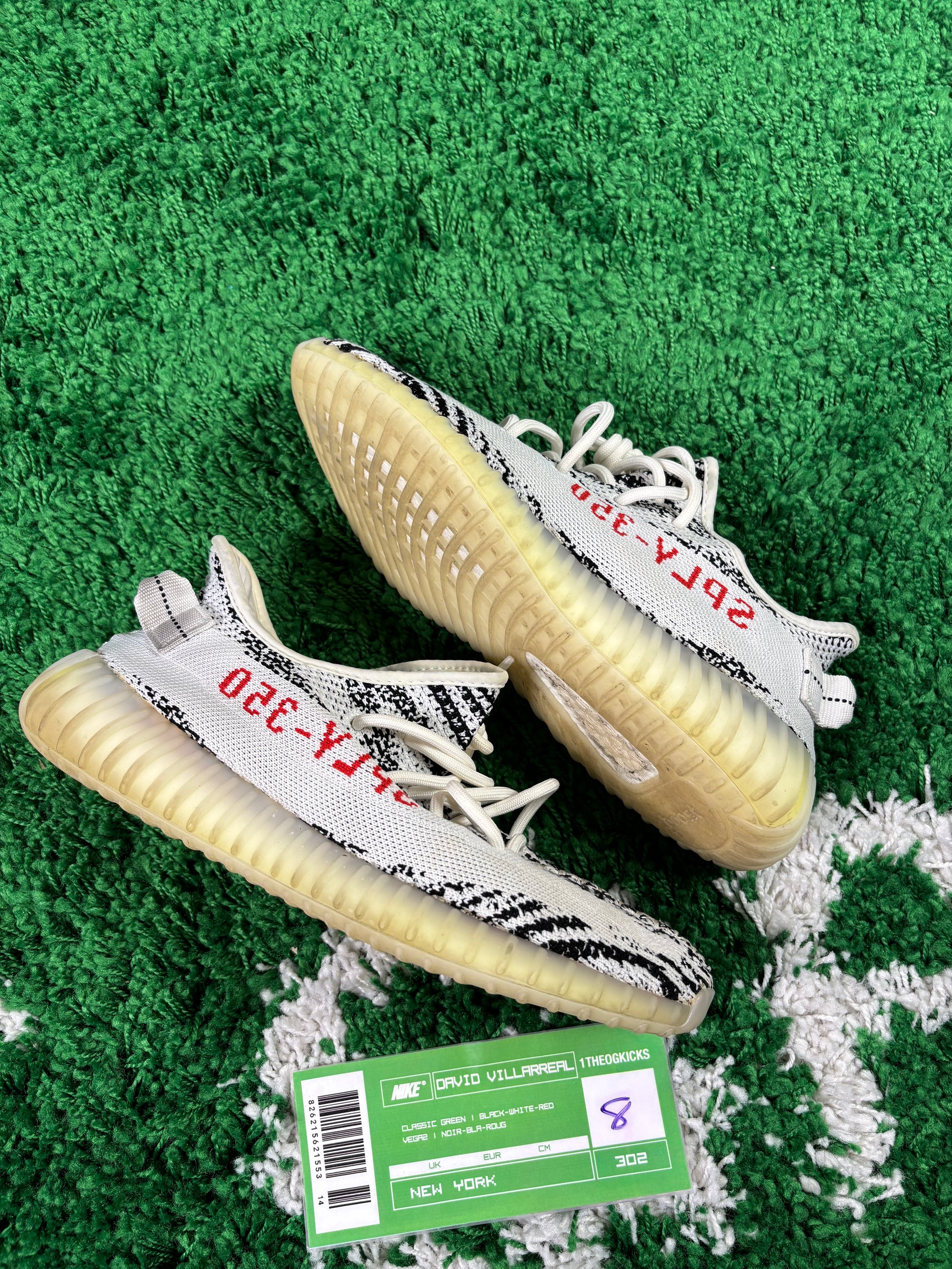 Yeezy Boost 350 Zebra - Size 8