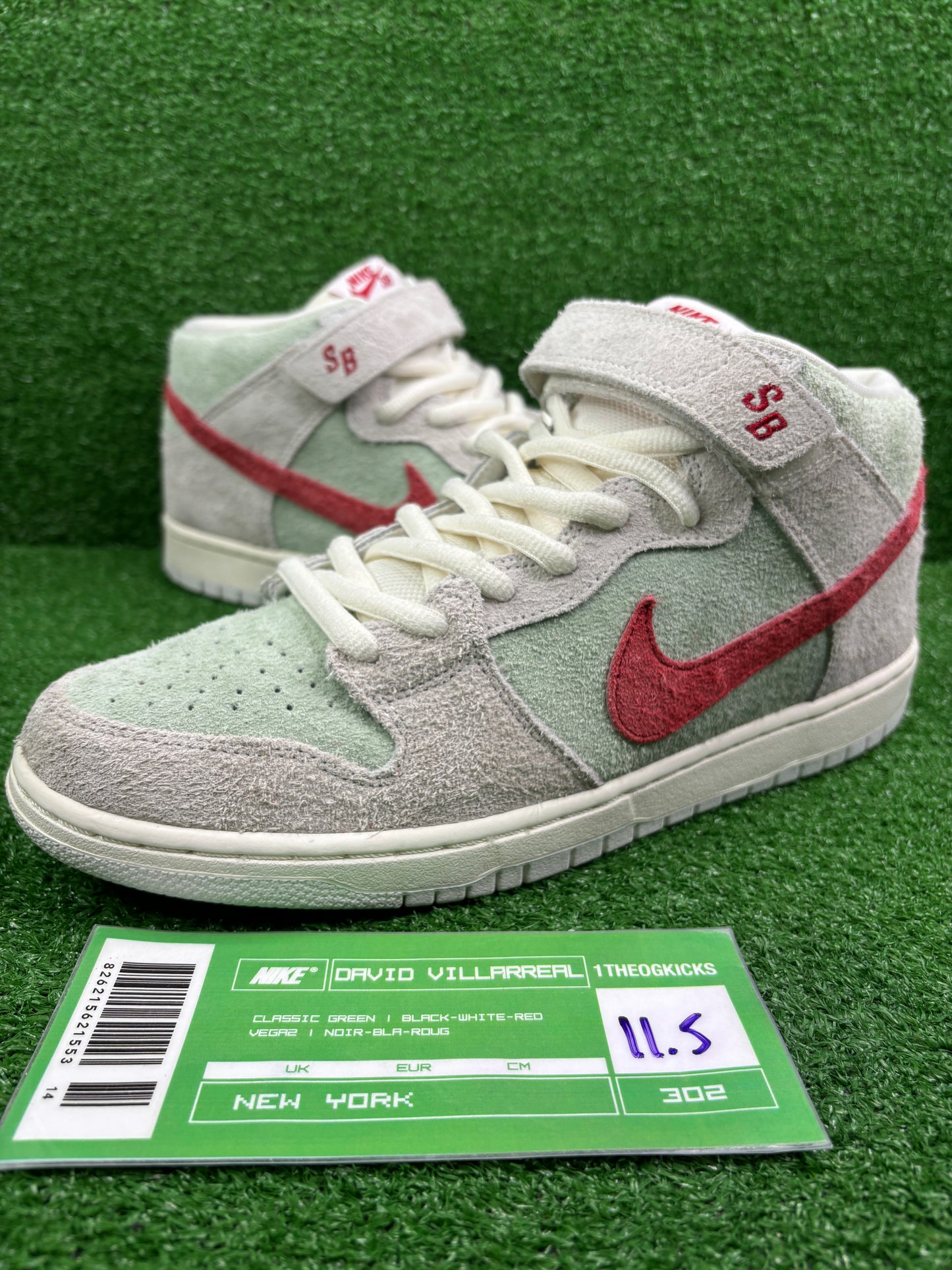 Nike Sb Dunk Mid White Widow - Size 11.5