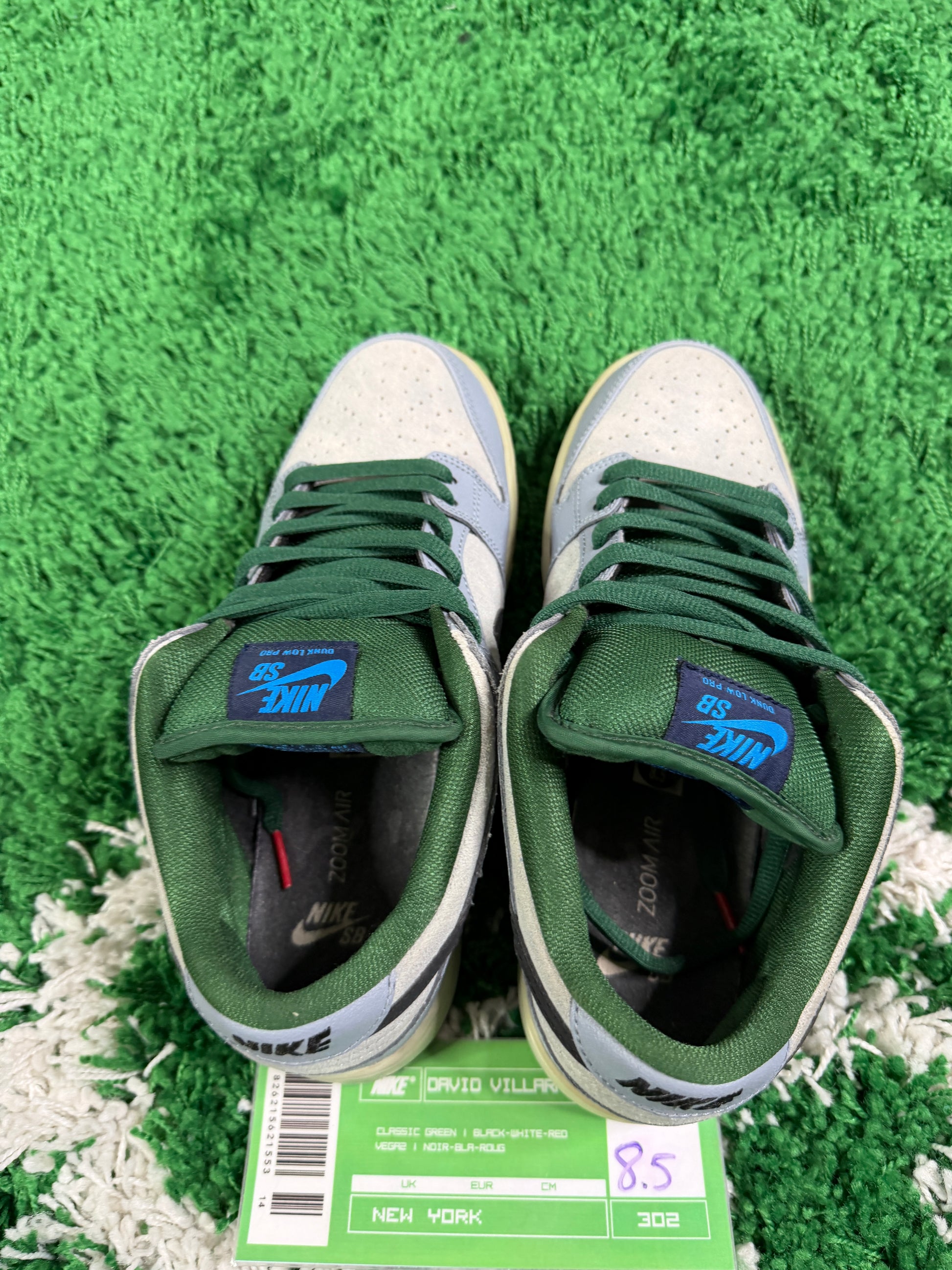 Nike Sb Maple Leafs - Size 8.5